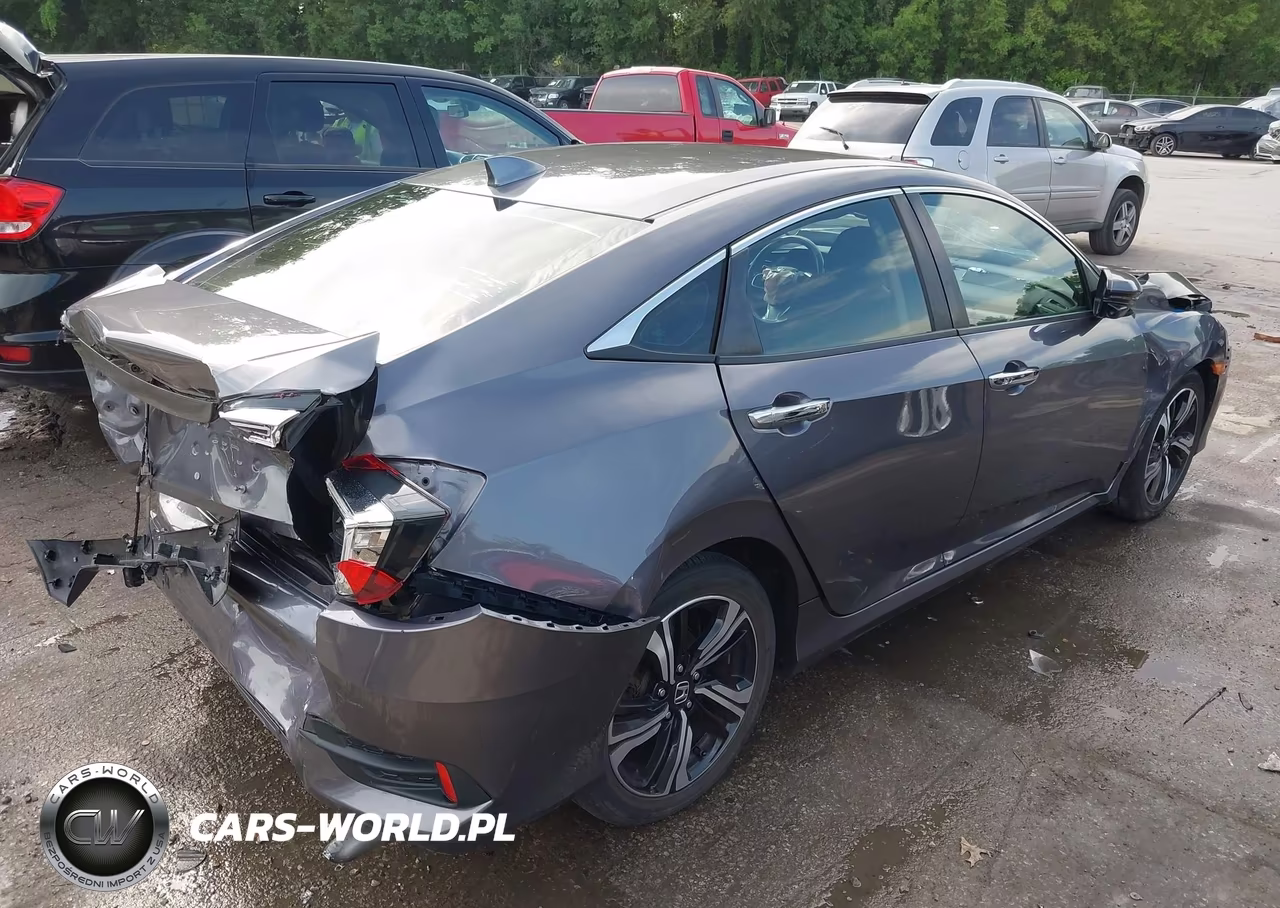 2016 Honda Civic Touring VIN:19XFC1F99GE008712 - 4