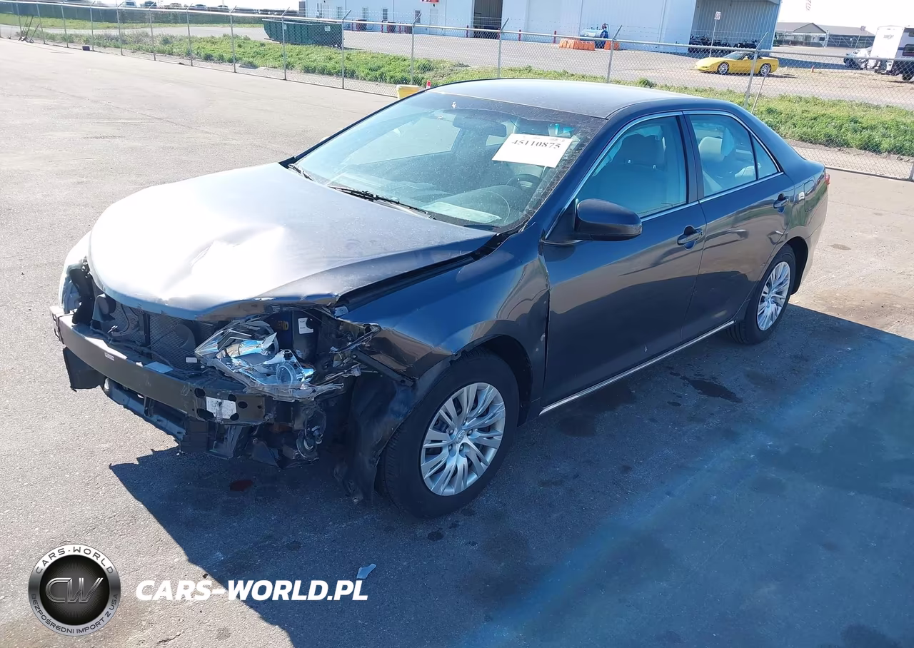 2014 Toyota Camry Le VIN:4T4BF1FK8ER425621 - 2
