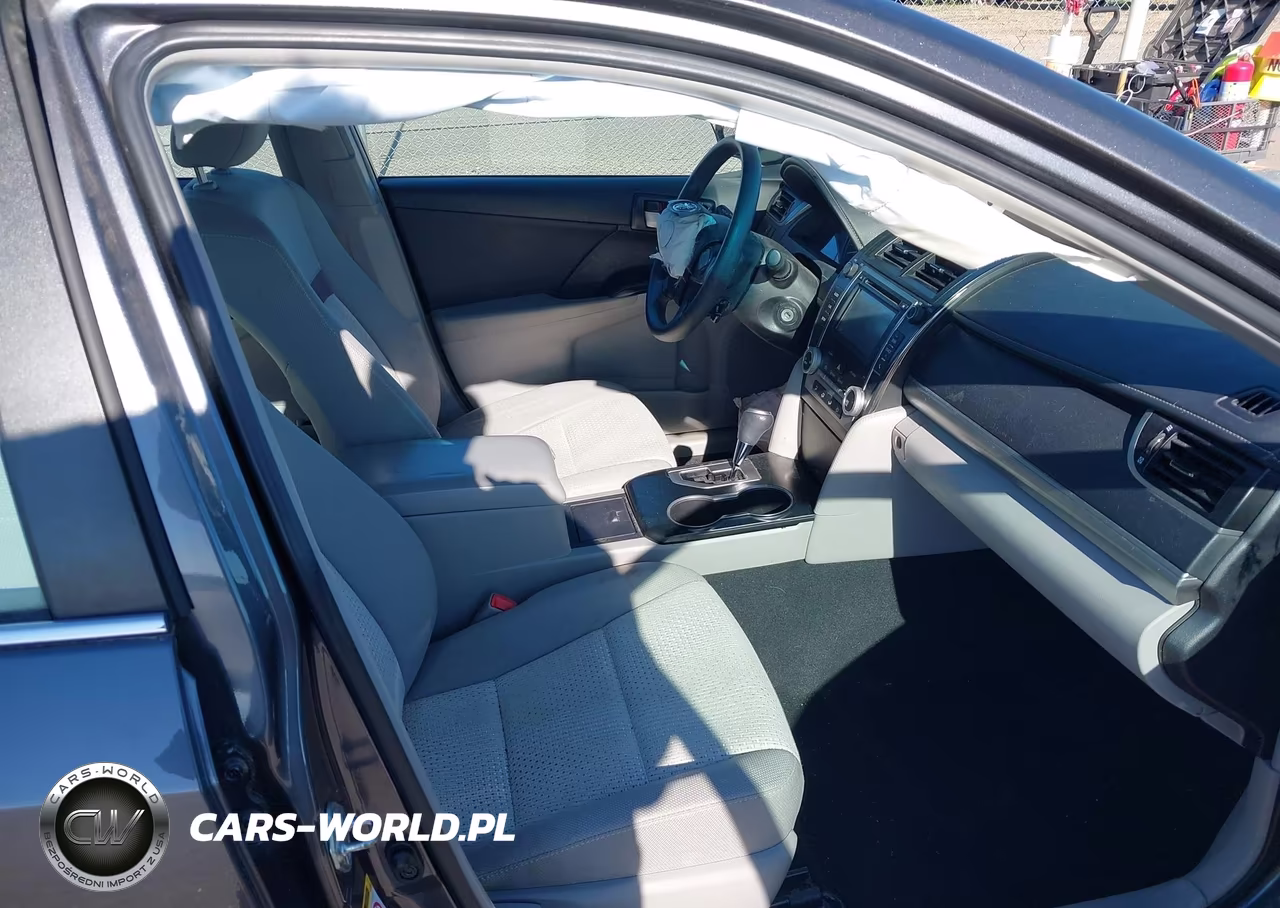 2014 Toyota Camry Le VIN:4T4BF1FK8ER425621 - 5