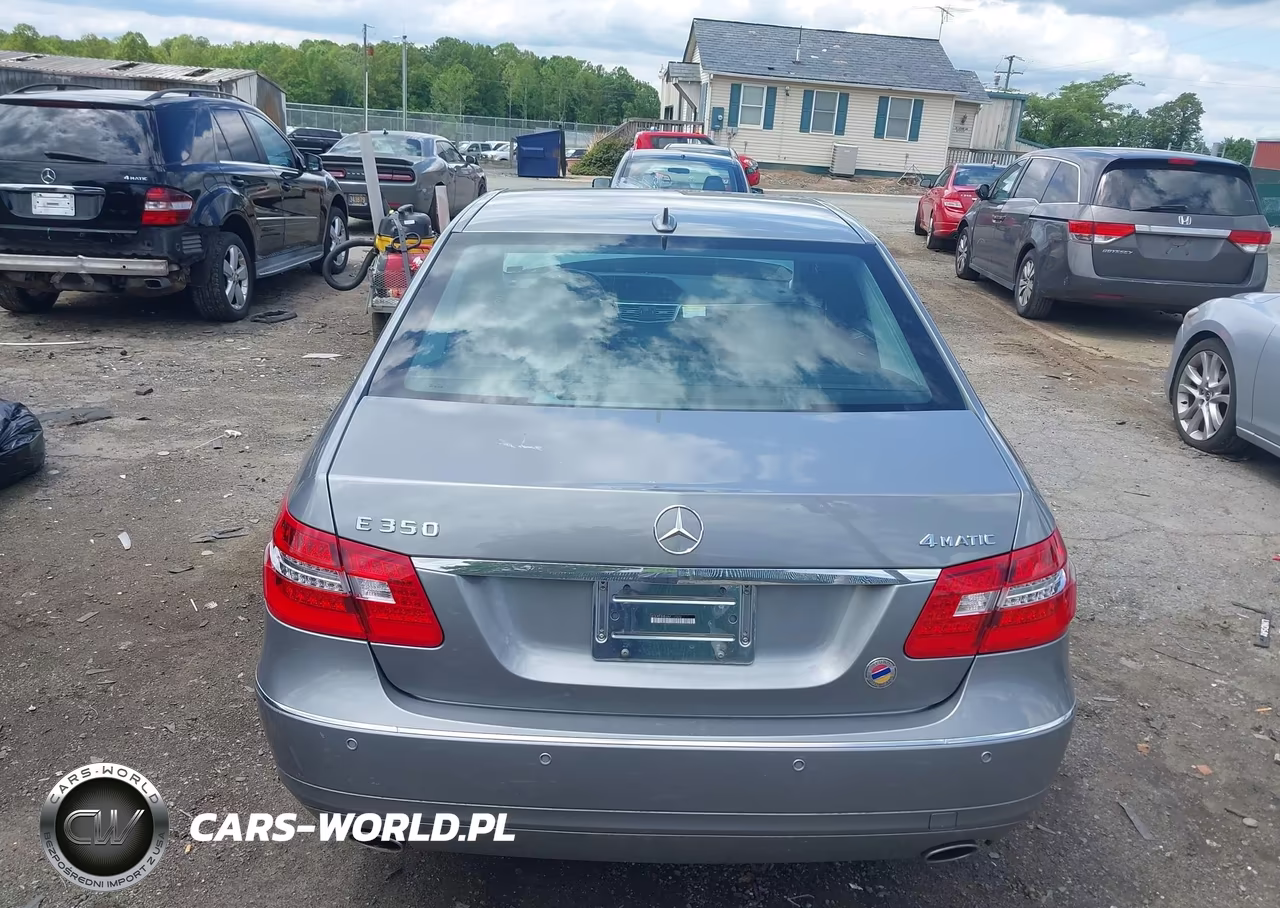 2010 Mercedes-Benz E 350 4Matic VIN:WDDHF8HB9AA117020 - 16