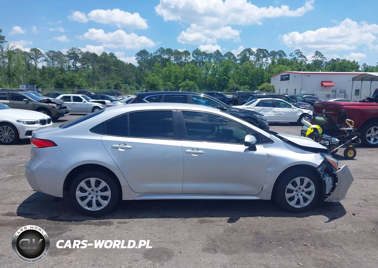 2024 Toyota Corolla Hybrid Le VIN:JTDBCMFE9R3046710 - 13