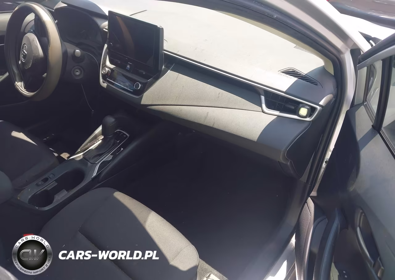 2024 Toyota Corolla Hybrid Le VIN:JTDBCMFE9R3046710 - 5