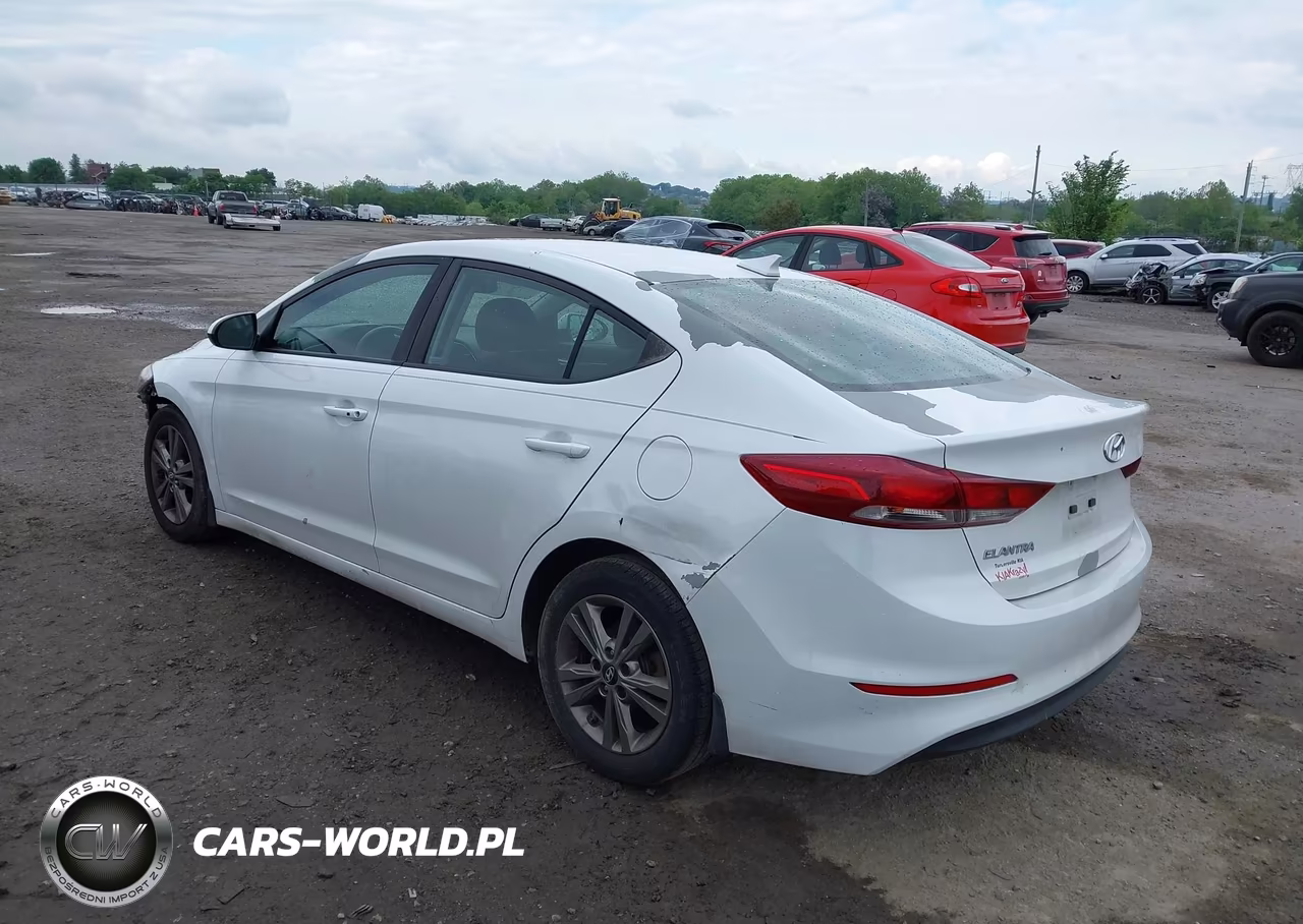 2018 Hyundai Elantra Value Edition VIN:5NPD84LF6JH349458 - 3