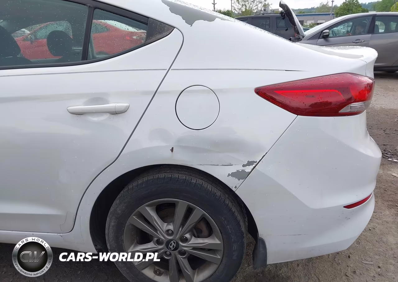 2018 Hyundai Elantra Value Edition VIN:5NPD84LF6JH349458 - 6