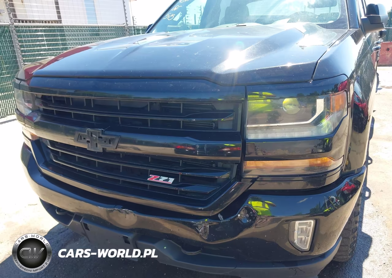 2018 Chevrolet Silverado 1500 2Lt VIN:1GCVKREC0JZ217309 - 18