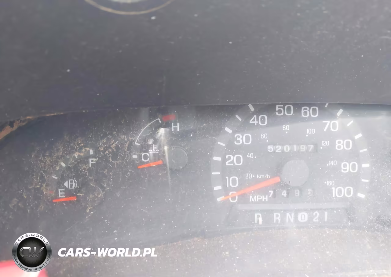 2000 Ford E-250 Commercial VIN:1FTNE2423YHA31433 - 7