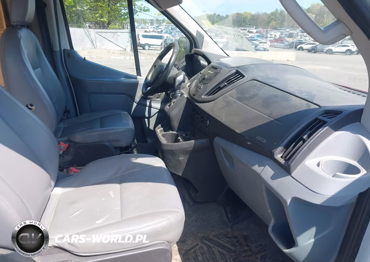 2015 Ford Transit-250 VIN:1FTNR1YM7FKA92892 - 5