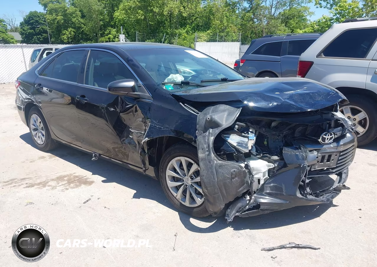 2017 Toyota Camry Le – zdjęcie 1 z 16