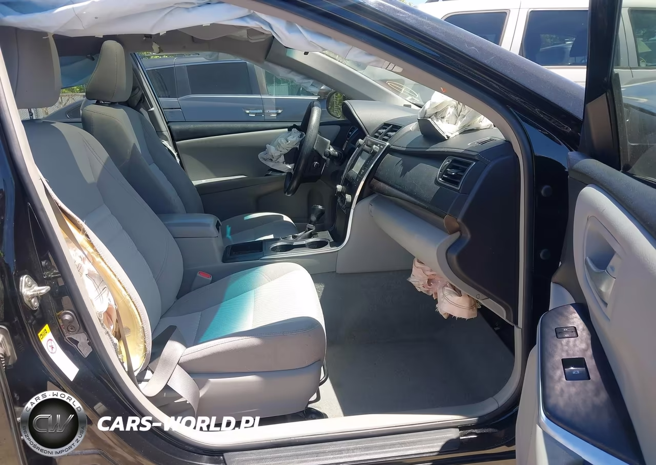 2017 Toyota Camry Le VIN:4T1BF1FK5HU445503 - 5