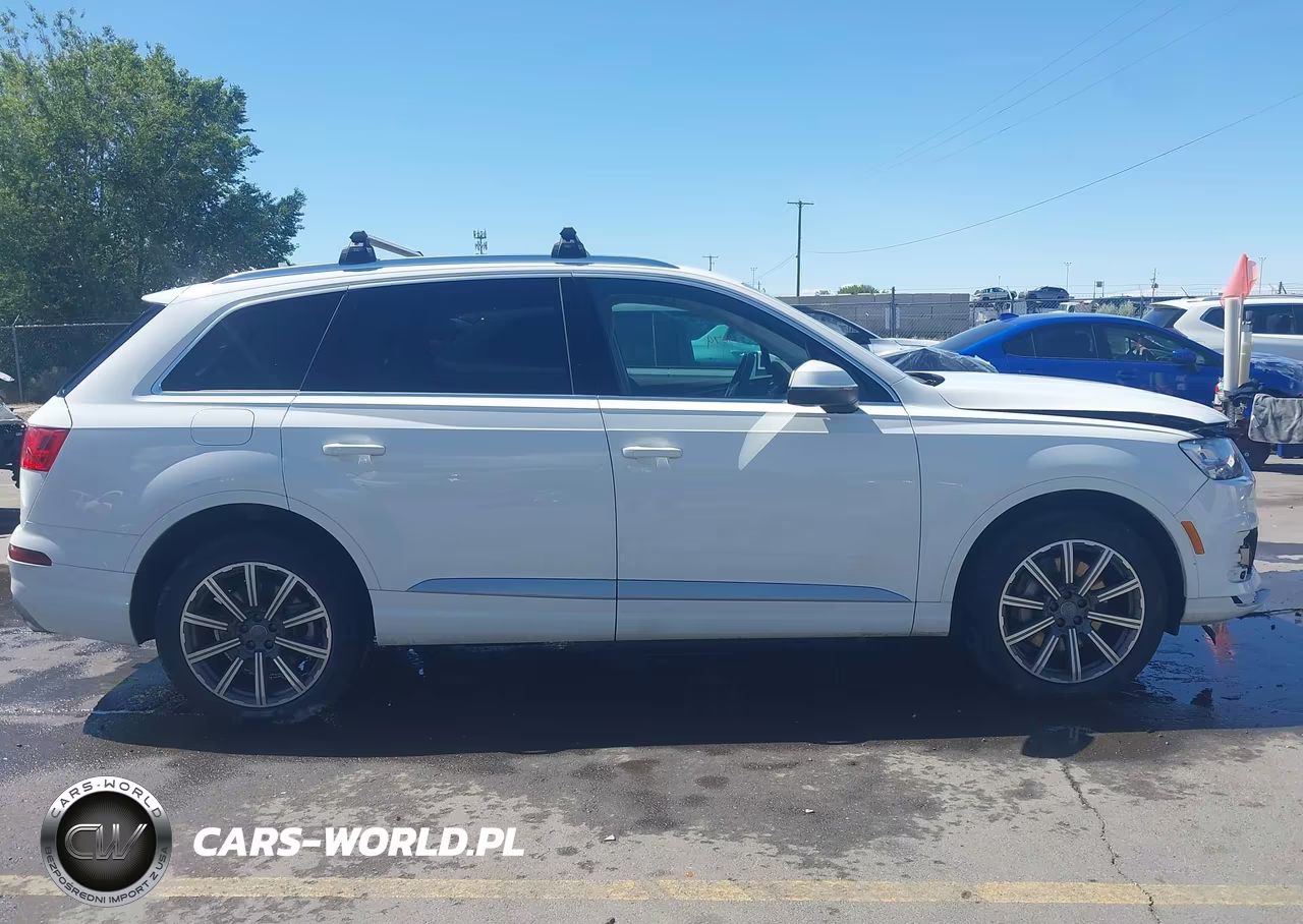 2018 Audi Q7 3.0T Premium VIN:WA1LABF75JD020095 - 13