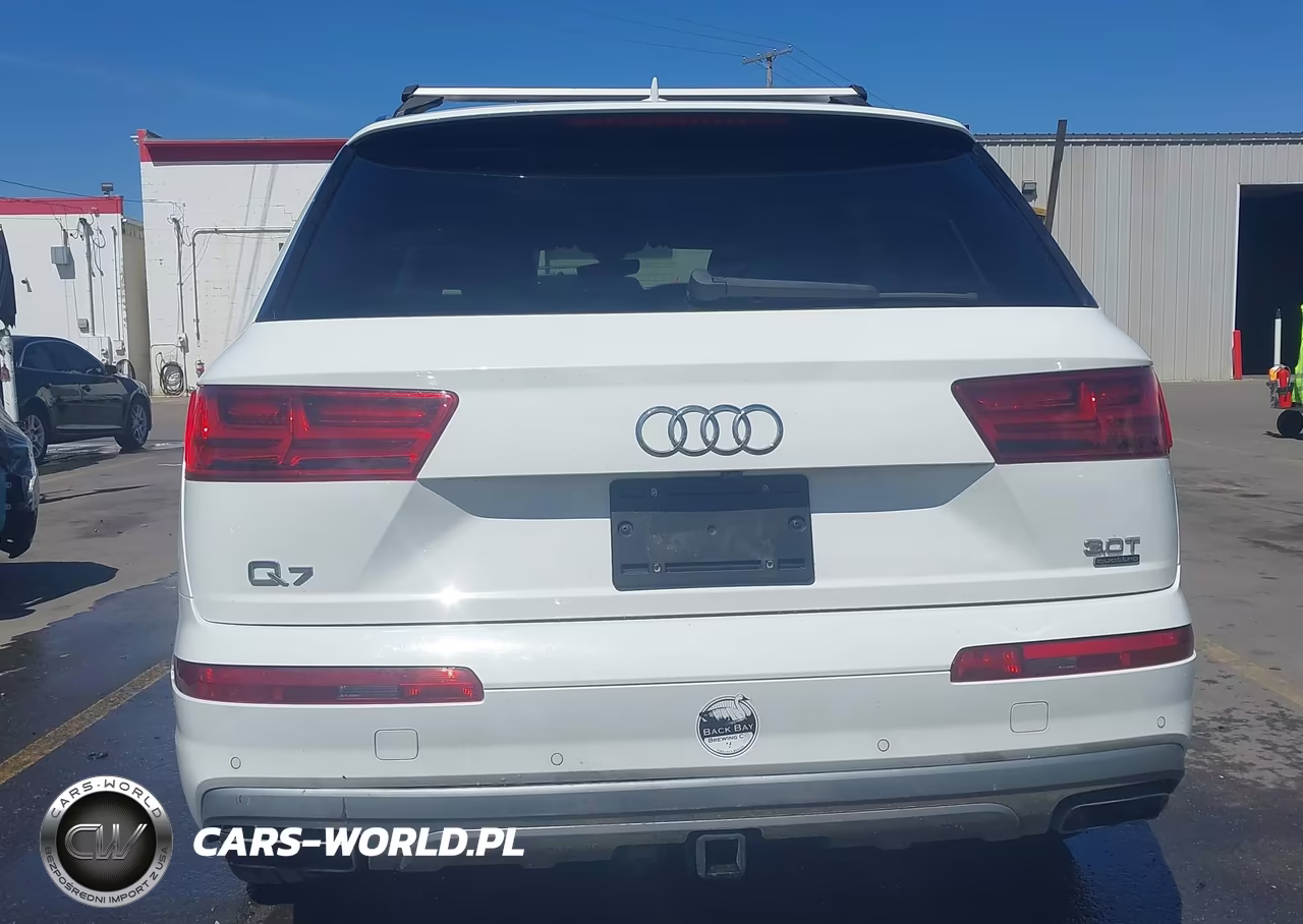 2018 Audi Q7 3.0T Premium VIN:WA1LABF75JD020095 - 16