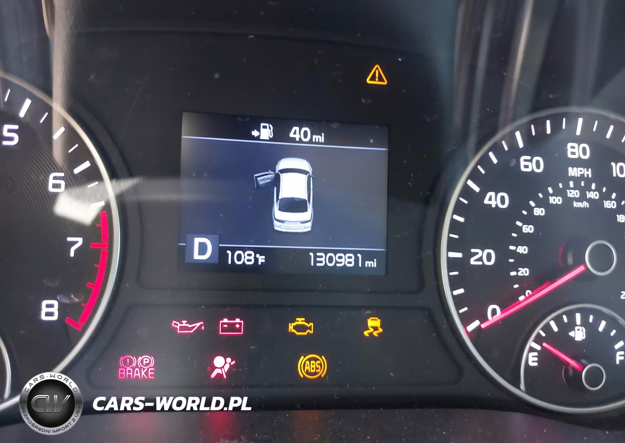 2019 Kia Optima Lx VIN:5XXGT4L33KG361078 - 16