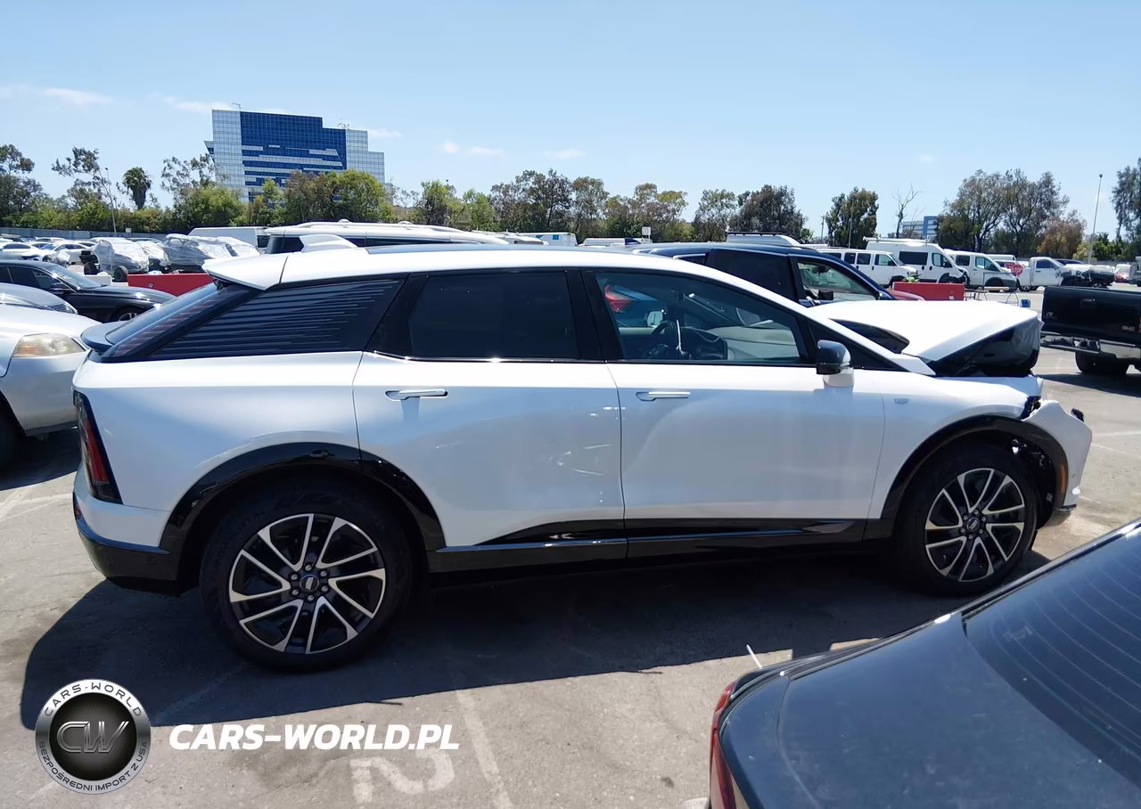 2025 Cadillac Optiq Sport 2 Awd VIN:3GYK3GMR2SS207139 - 13