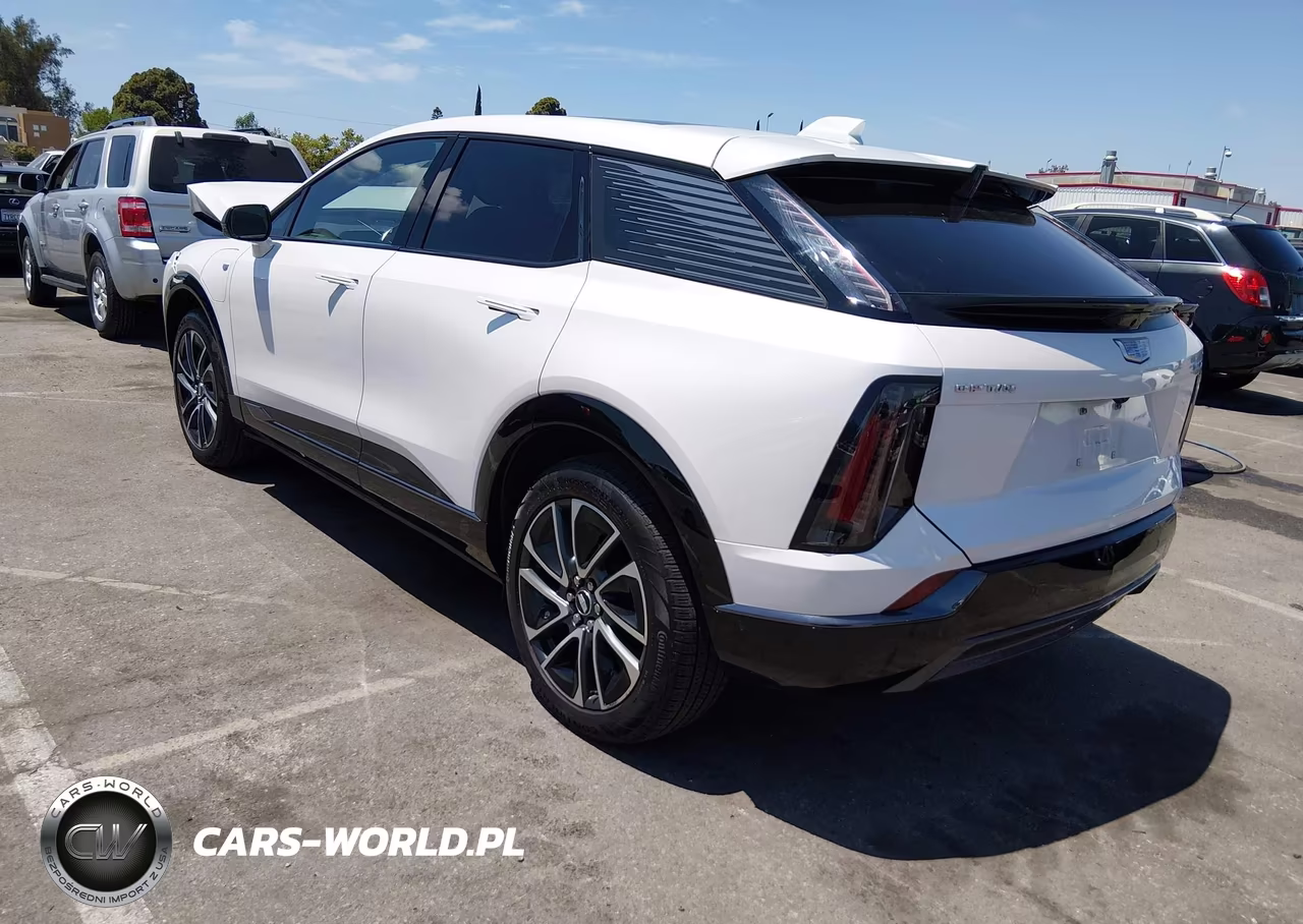 2025 Cadillac Optiq Sport 2 Awd VIN:3GYK3GMR2SS207139 - 3
