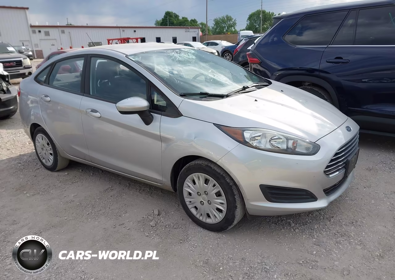 2017 Ford Fiesta S – zdjęcie 1 z 12