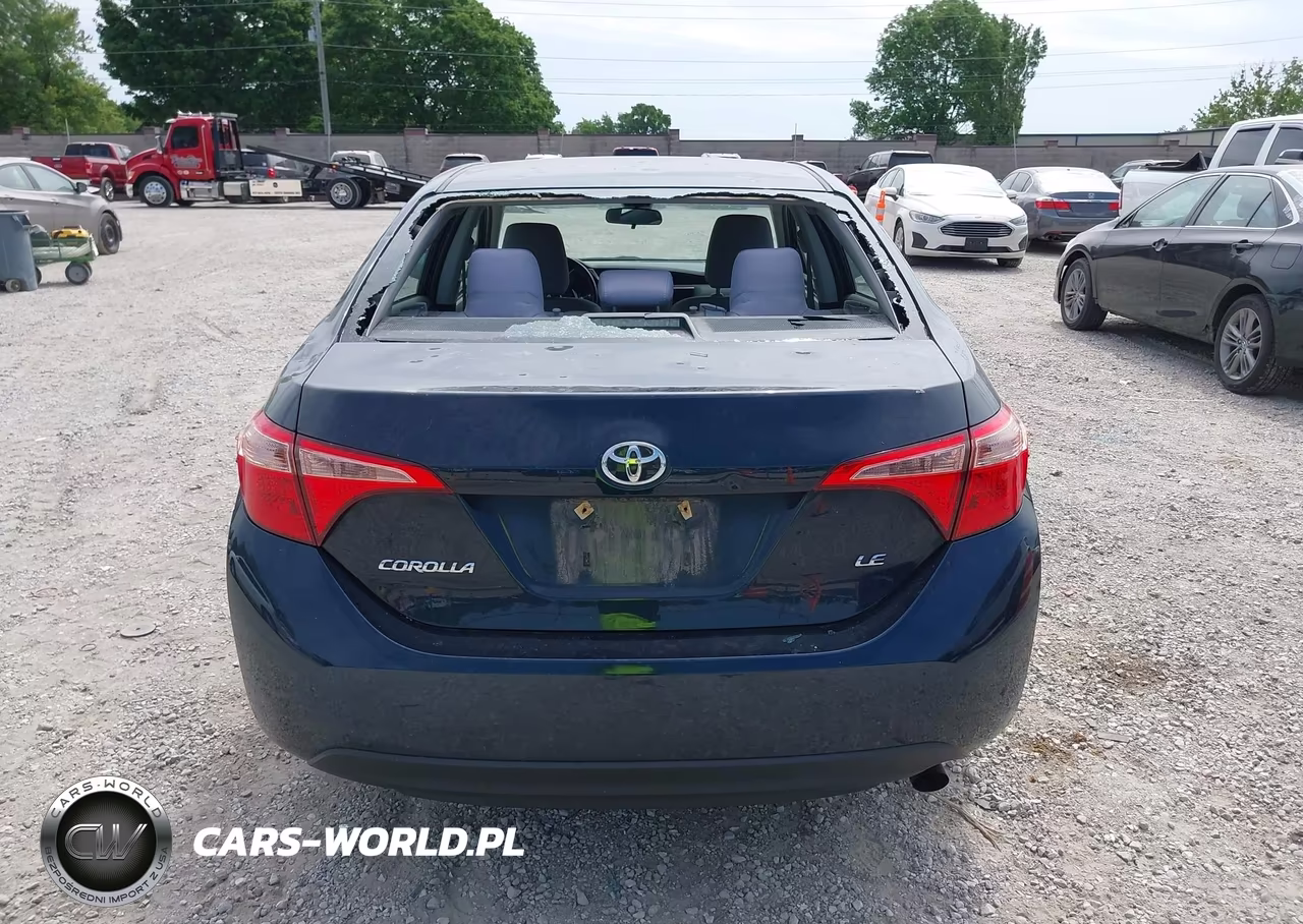 2018 Toyota Corolla Le VIN:2T1BURHEXJC975646 - 17