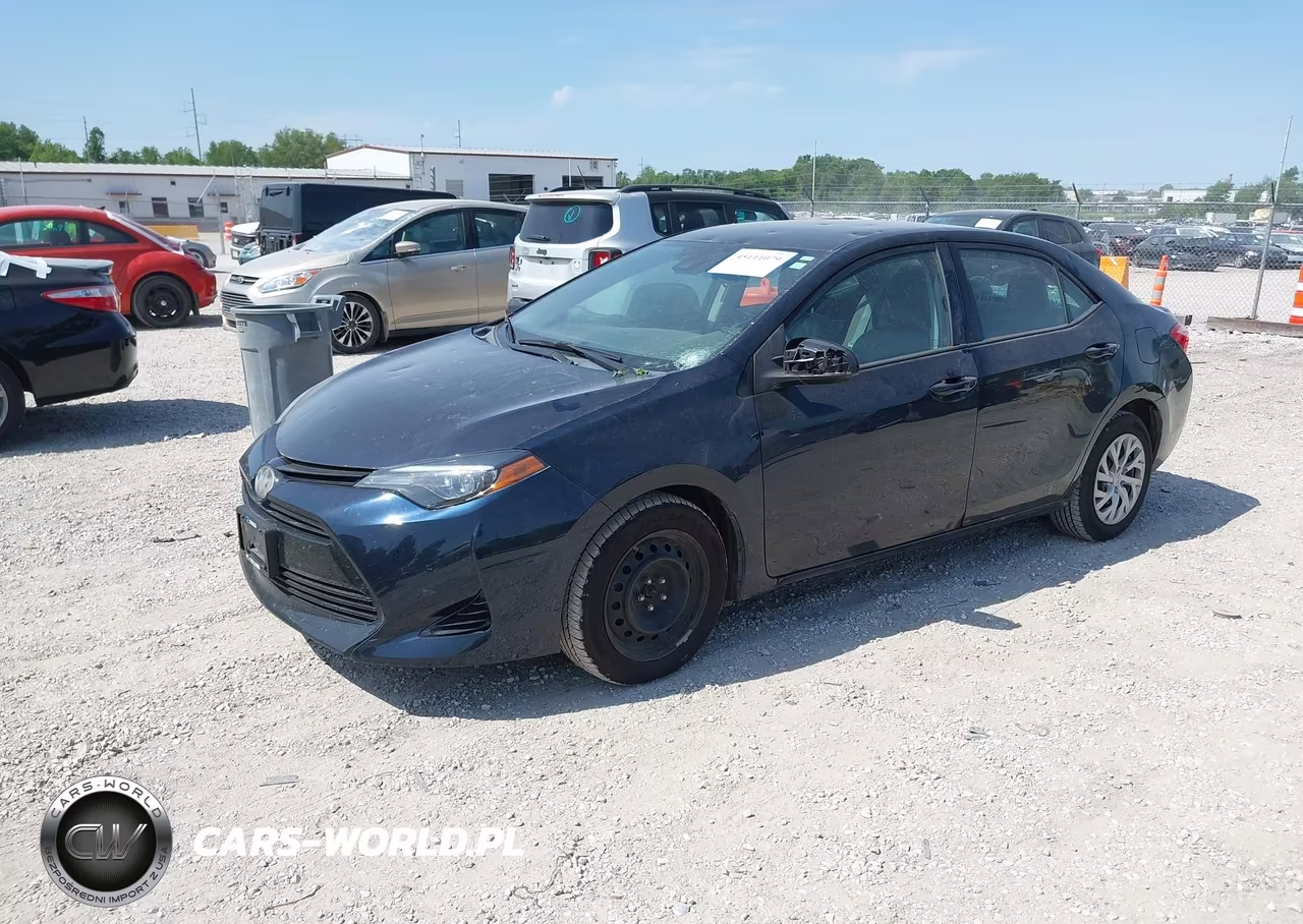 2018 Toyota Corolla Le VIN:2T1BURHEXJC975646 - 2