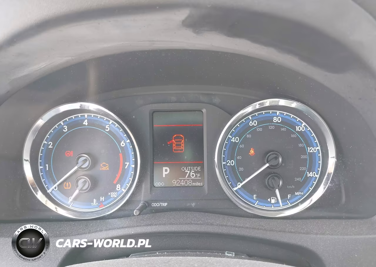 2018 Toyota Corolla Le VIN:2T1BURHEXJC975646 - 7