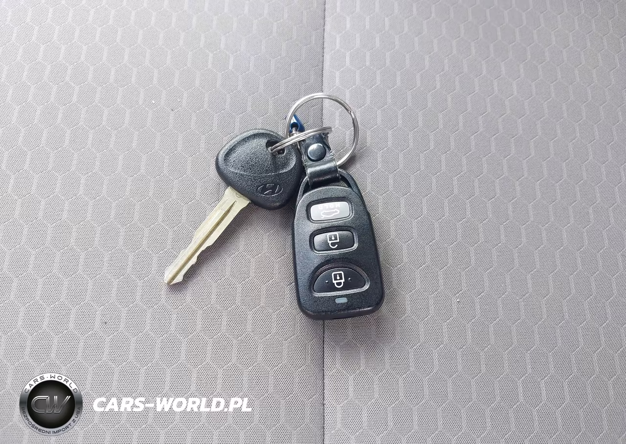 2020 Hyundai Elantra Se VIN:5NPD74LF7LH613664 - 11