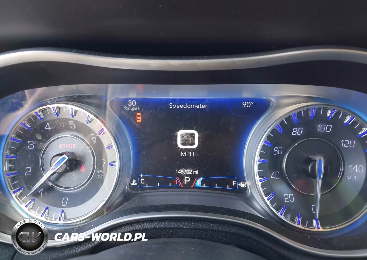 2015 Chrysler 300 Limited VIN:2C3CCAAG9FH792437 - 7