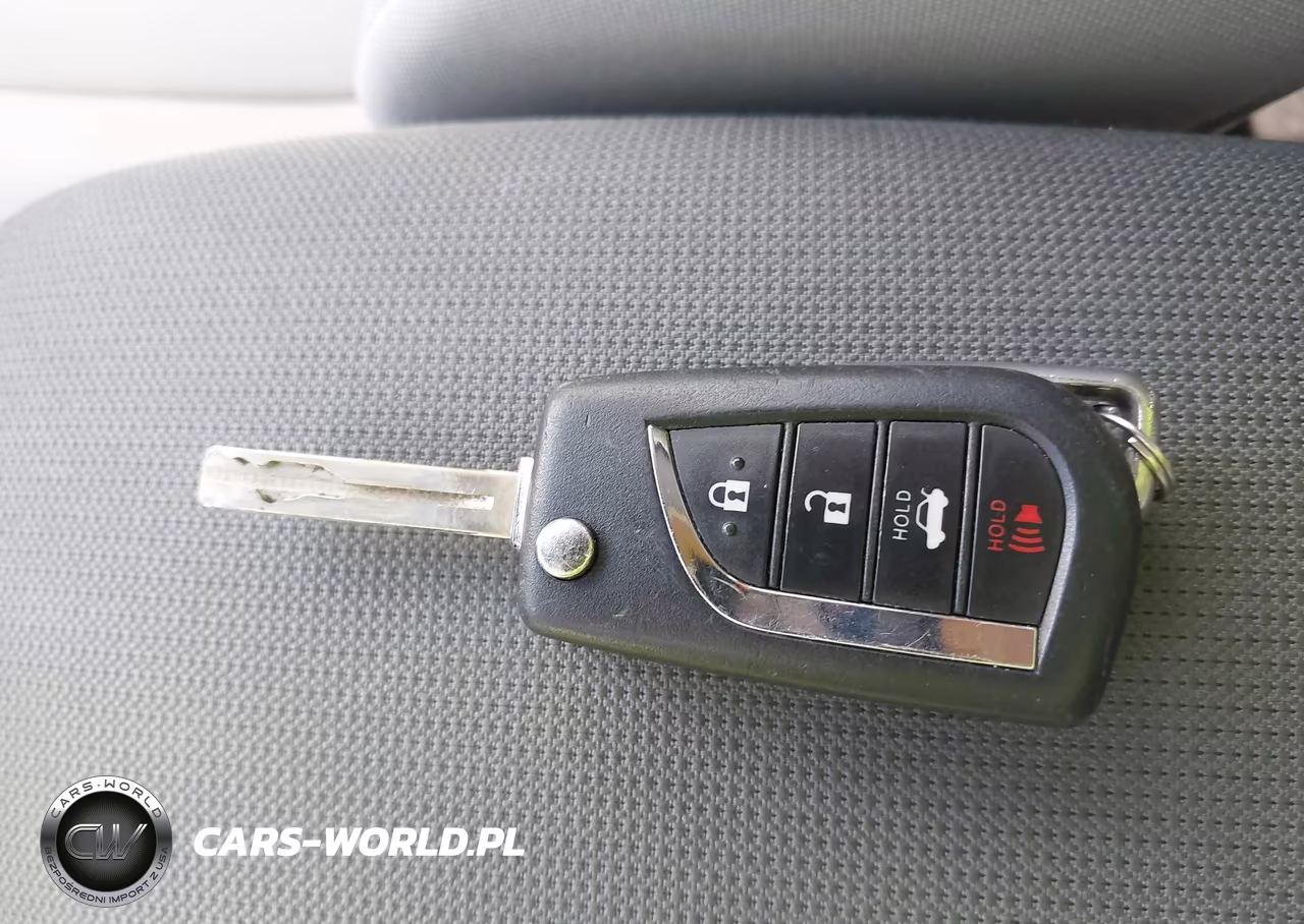 2022 Toyota Corolla Le VIN:JTDEPMAE7NJ224189 - 11