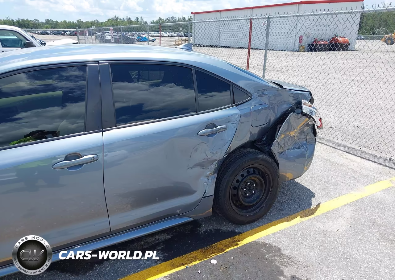 2022 Toyota Corolla Le VIN:JTDEPMAE7NJ224189 - 18