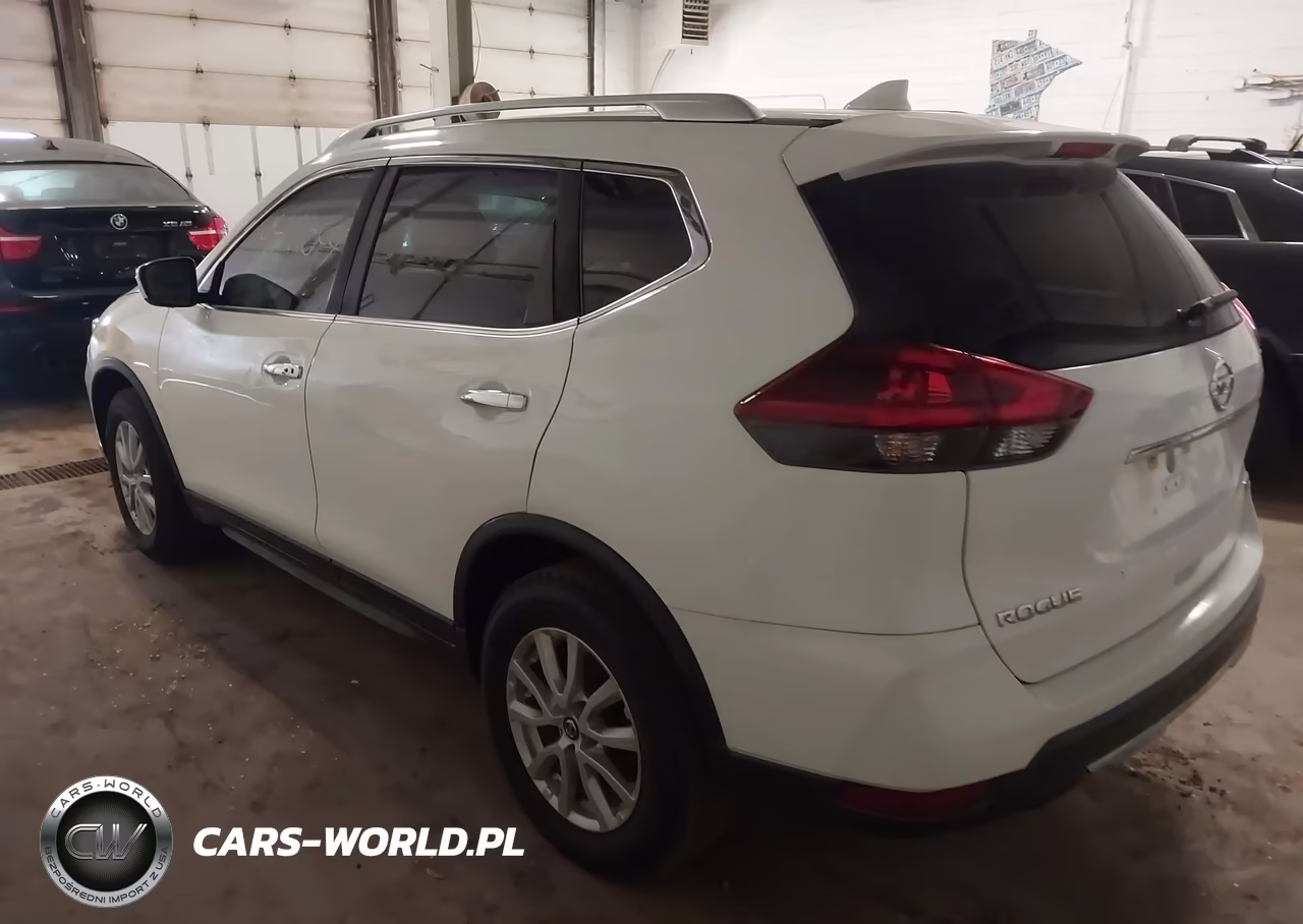 2018 Nissan Rogue Sv VIN:KNMAT2MV4JP565616 - 3