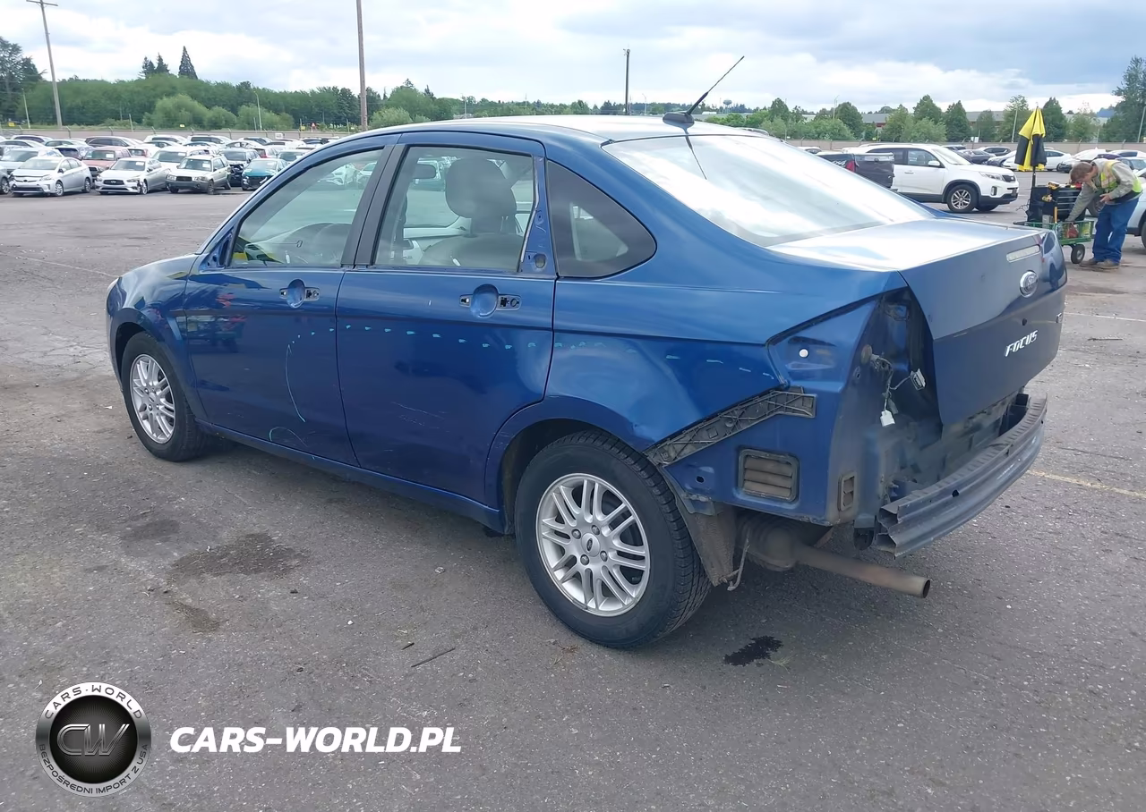 2009 Ford Focus Se VIN:1FAHP35N79W234947 - 3