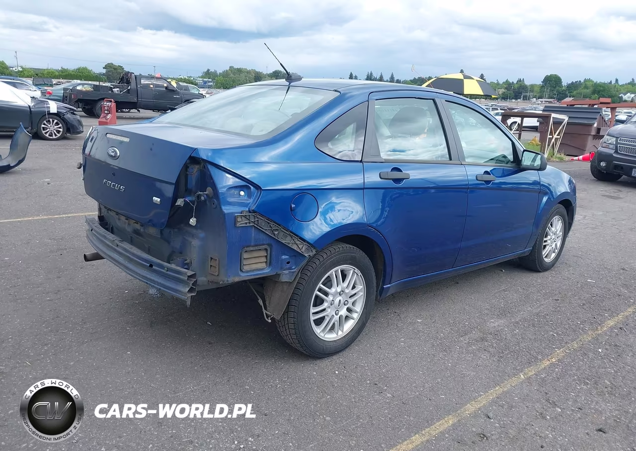 2009 Ford Focus Se VIN:1FAHP35N79W234947 - 4