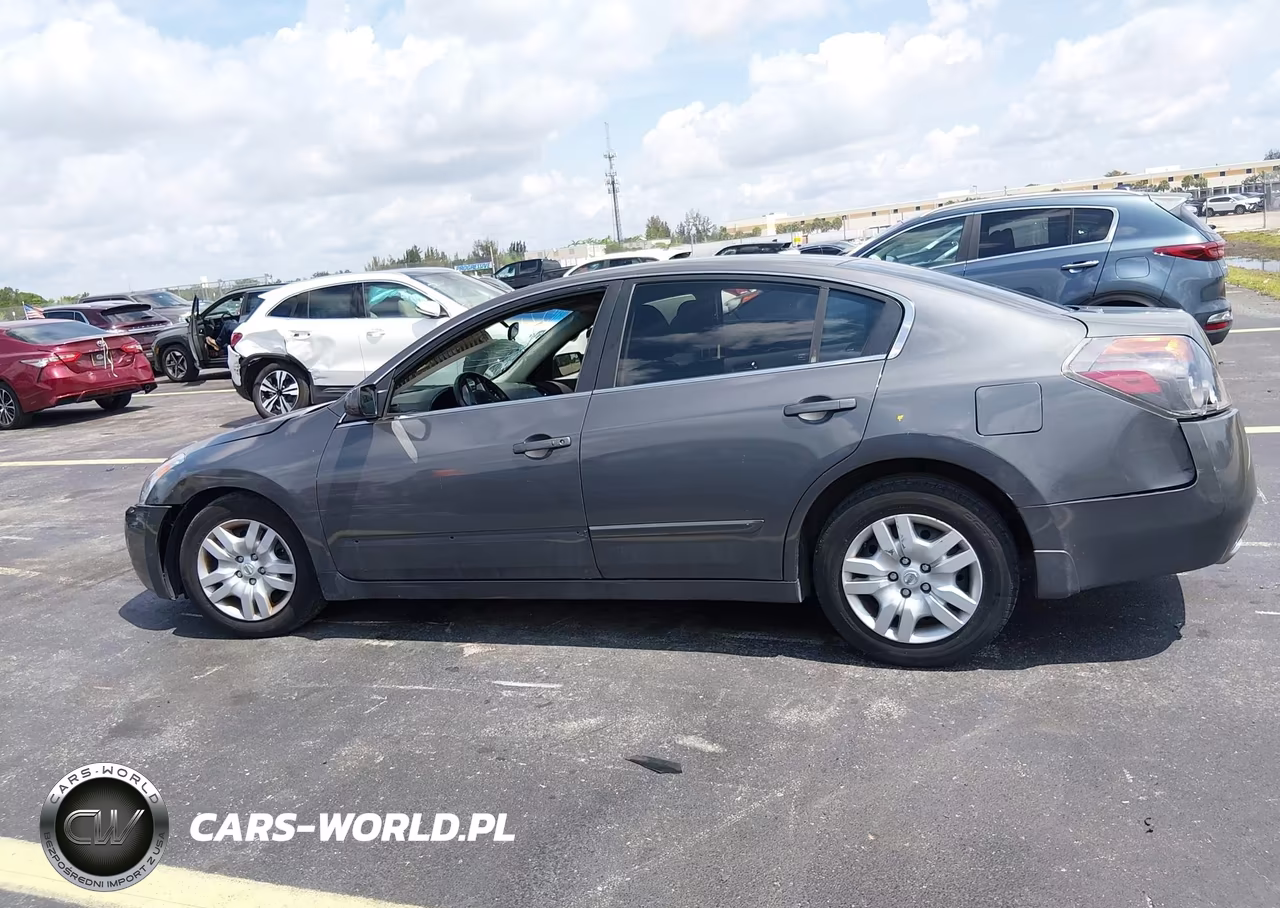 2009 Nissan Altima 2.5 S VIN:1N4AL21E29N437442 - 13
