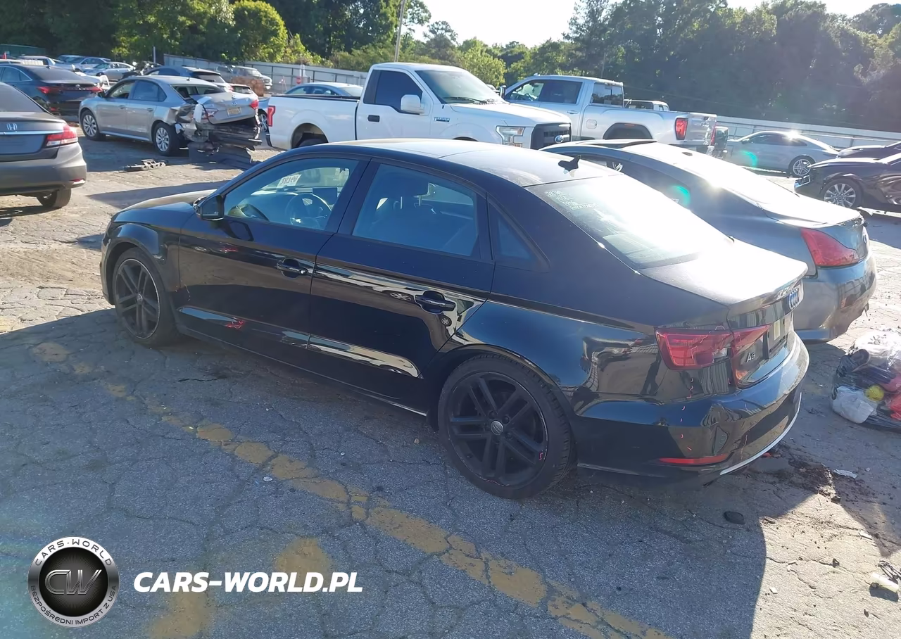 2018 Audi A3 2.0T Premium-2.0T Tech Premium VIN:WAUAUGFF7J1023765 - 3