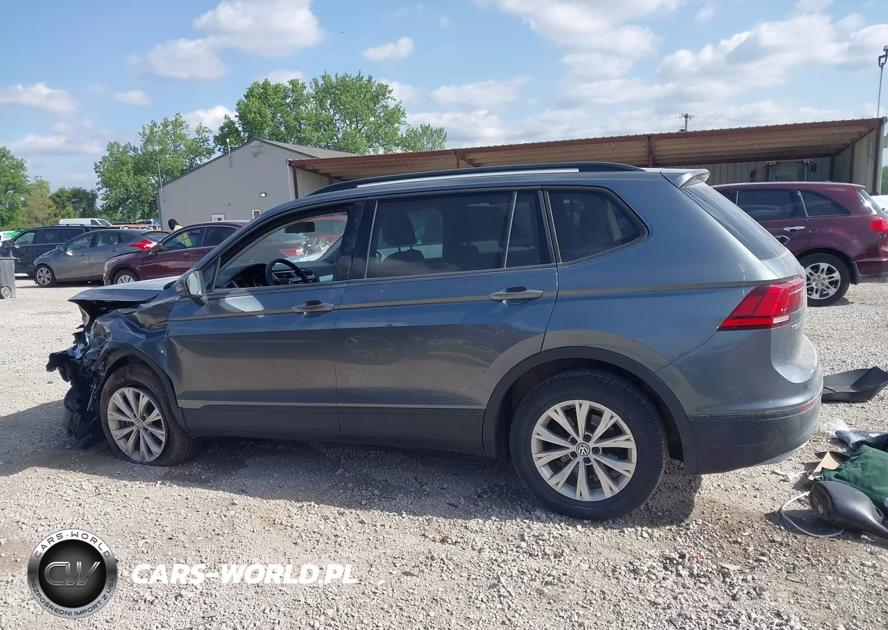2018 Volkswagen Tiguan 2.0T S VIN:3VV0B7AX3JM123645 - 15
