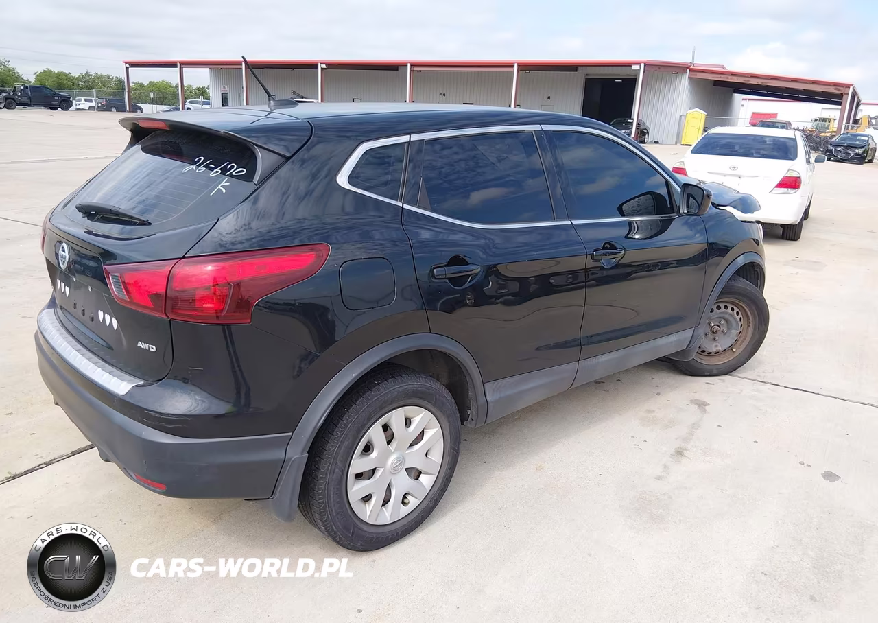 2019 Nissan Rogue Sport S VIN:JN1BJ1CR5KW342245 - 4
