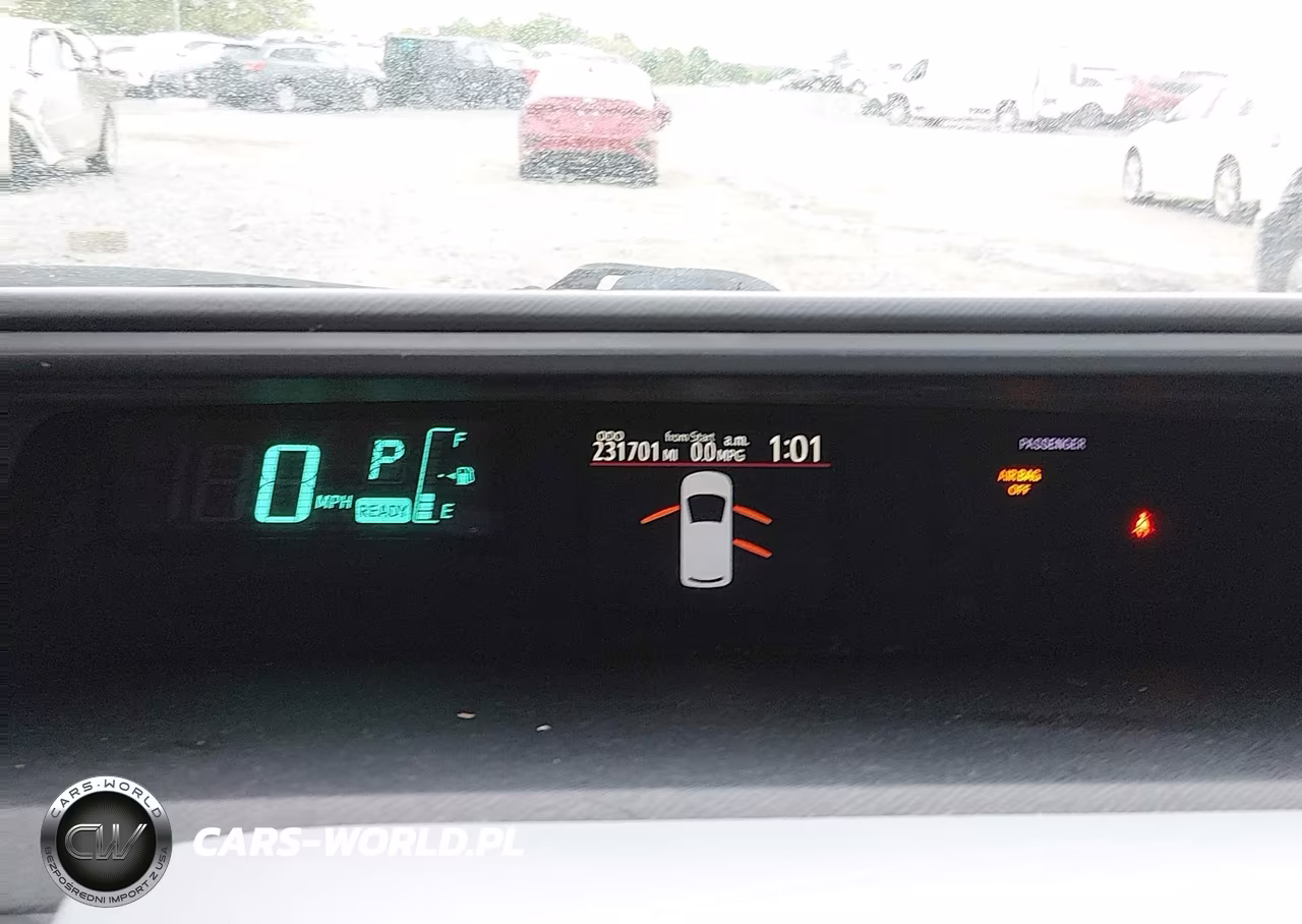 2012 Toyota Prius C Three VIN:JTDKDTB35C1031281 - 7