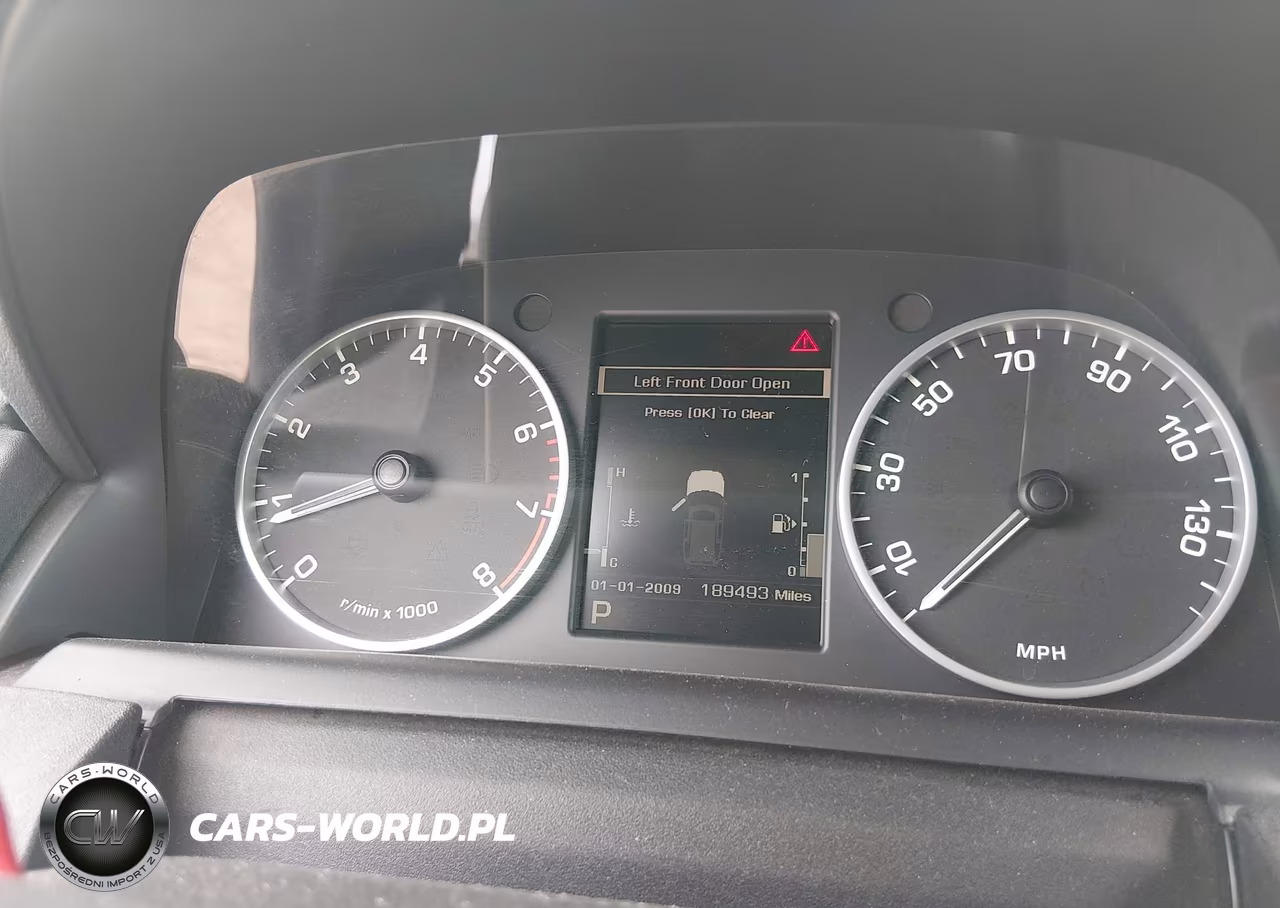 2011 Land Rover Lr4 VIN:SALAG2D42BA584206 - 7