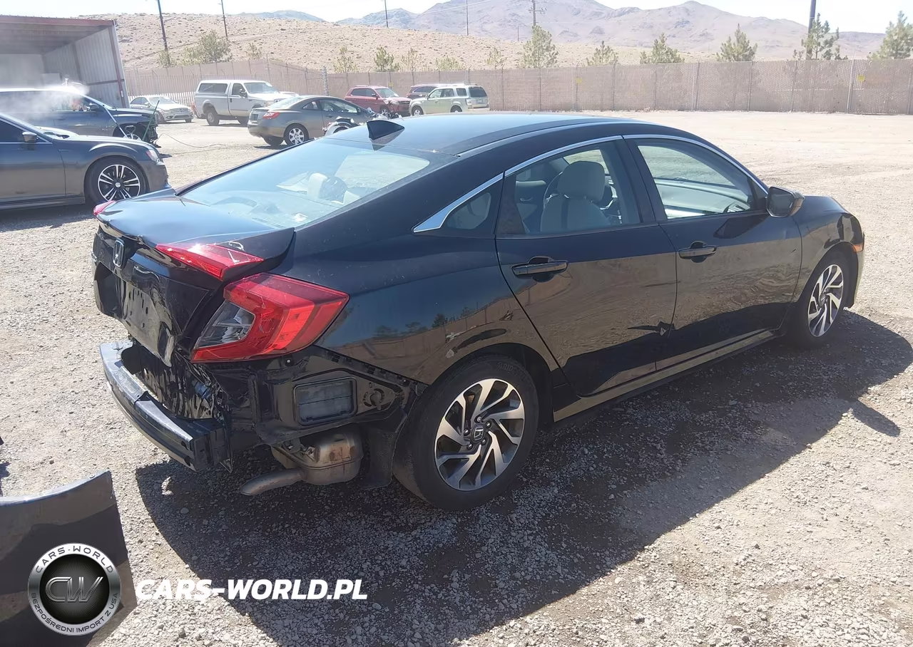 2017 Honda Civic Ex VIN:19XFC2F77HE232034 - 4