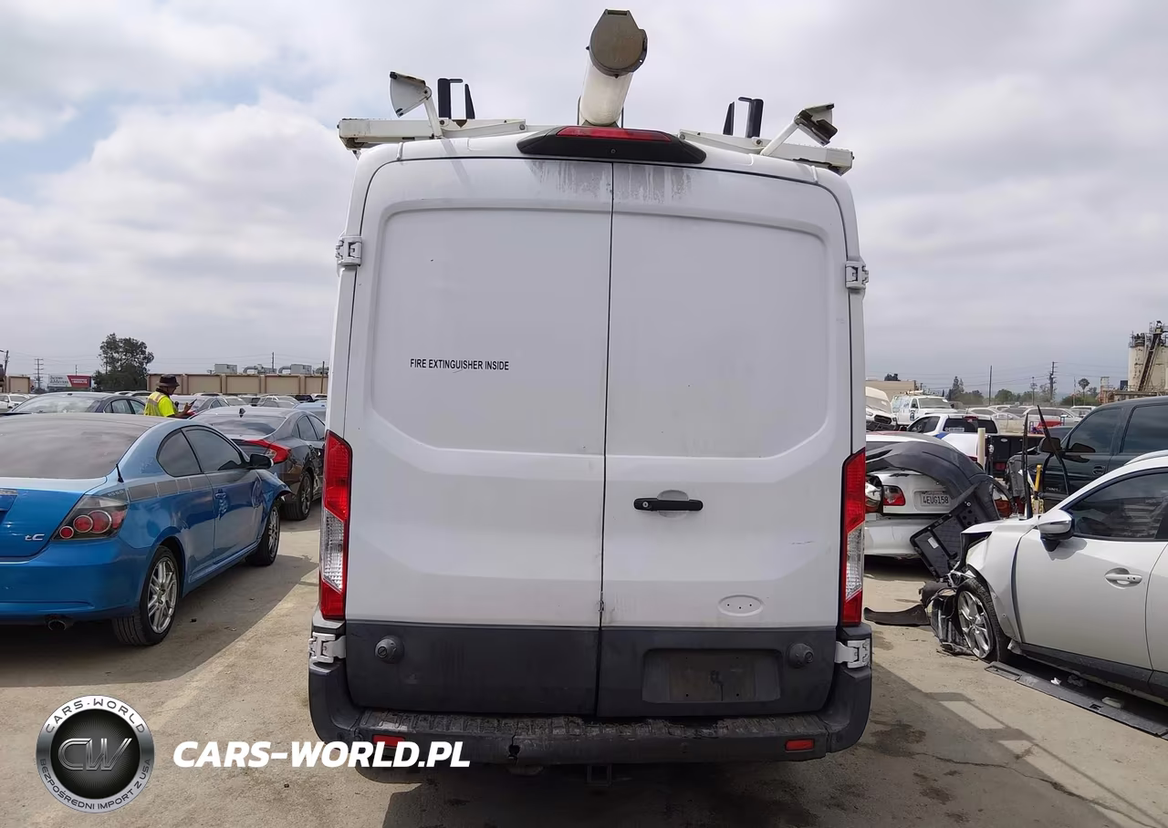 2018 Ford Transit-250 VIN:1FTYR2CG7JKB41098 - 17