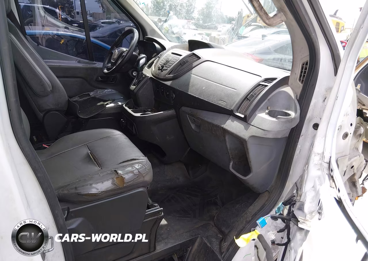 2018 Ford Transit-250 VIN:1FTYR2CG7JKB41098 - 5