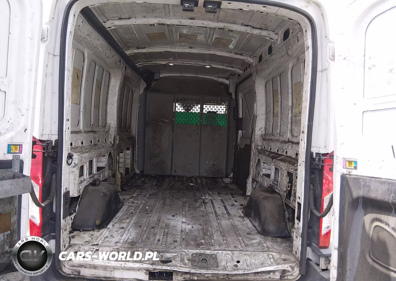 2018 Ford Transit-250 VIN:1FTYR2CG7JKB41098 - 8