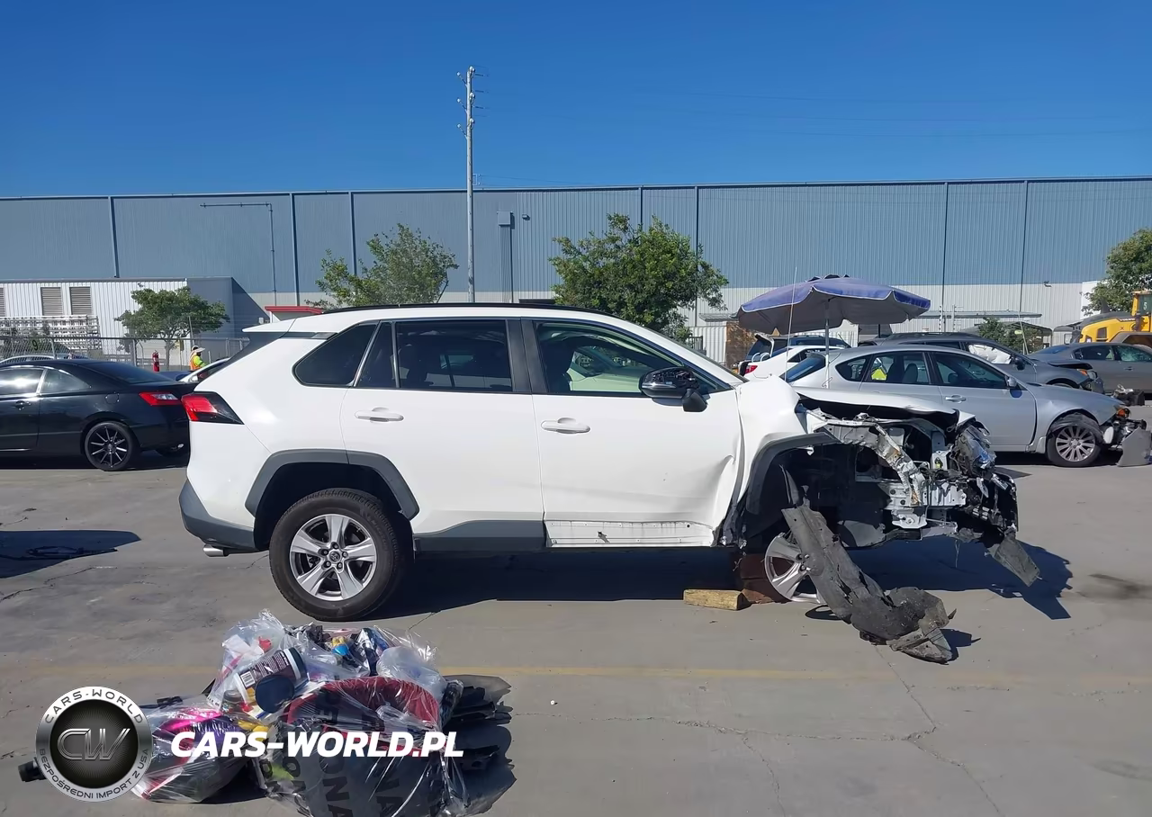 2019 Toyota Rav4 Xle VIN:JTMP1RFVXKD500892 - 13