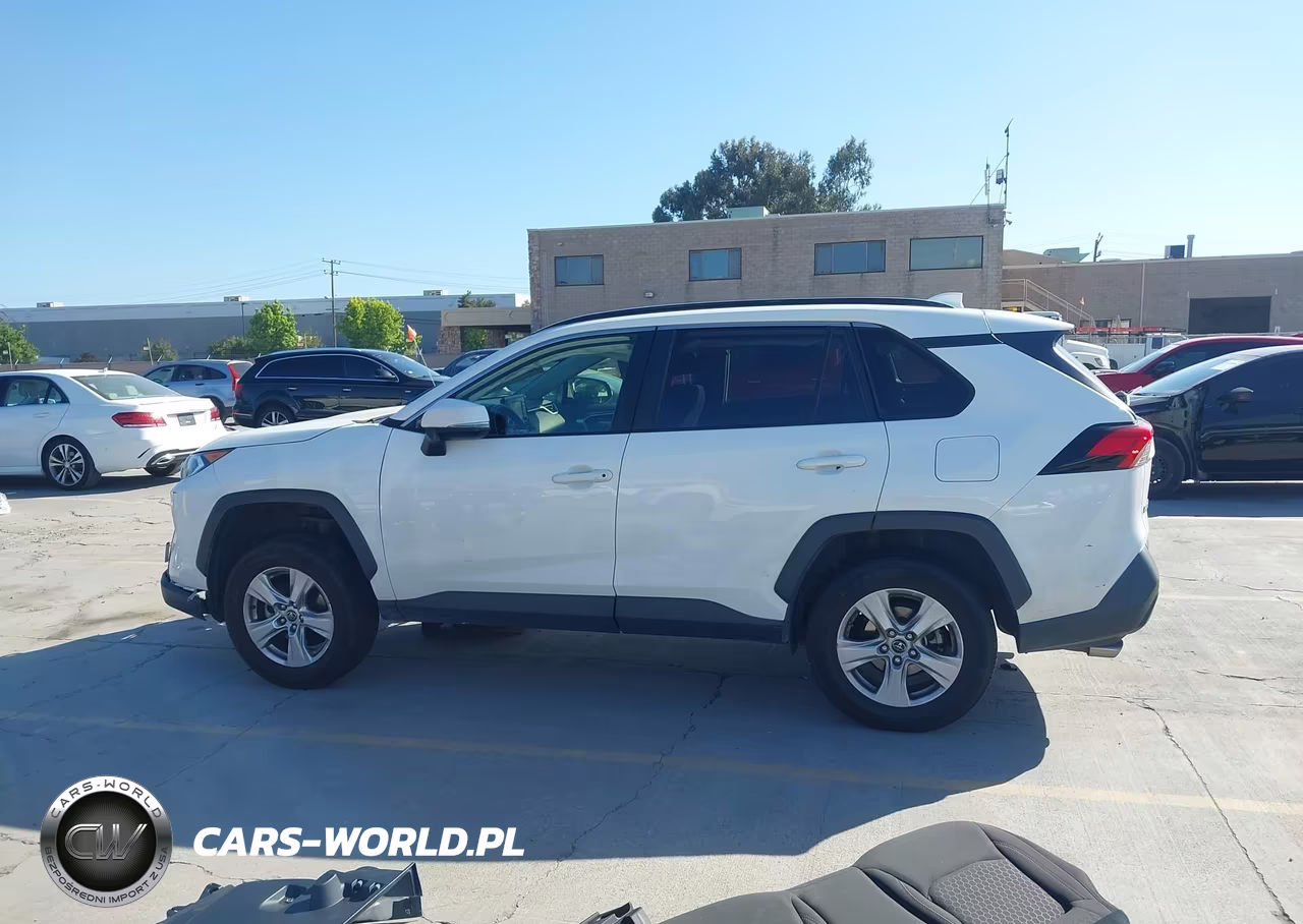 2019 Toyota Rav4 Xle VIN:JTMP1RFVXKD500892 - 14