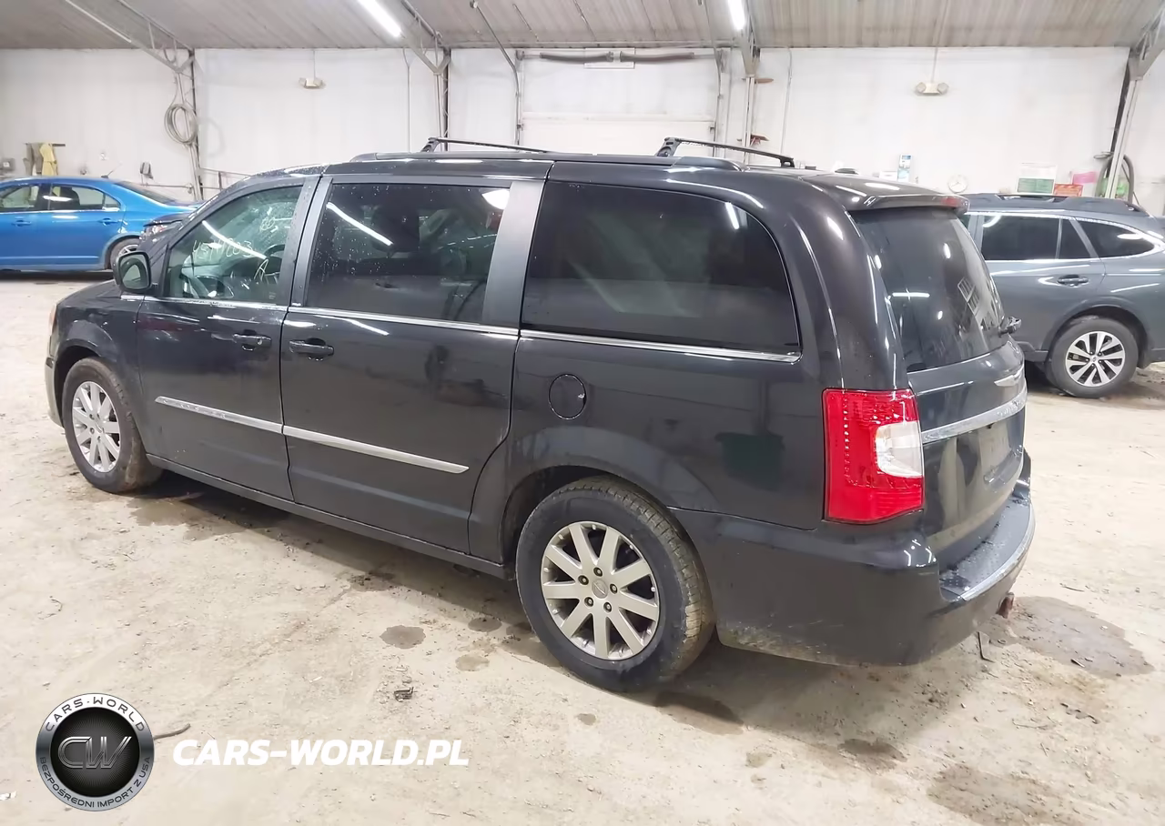 2014 Chrysler Town & Country Touring VIN:2C4RC1BG9ER332613 - 3