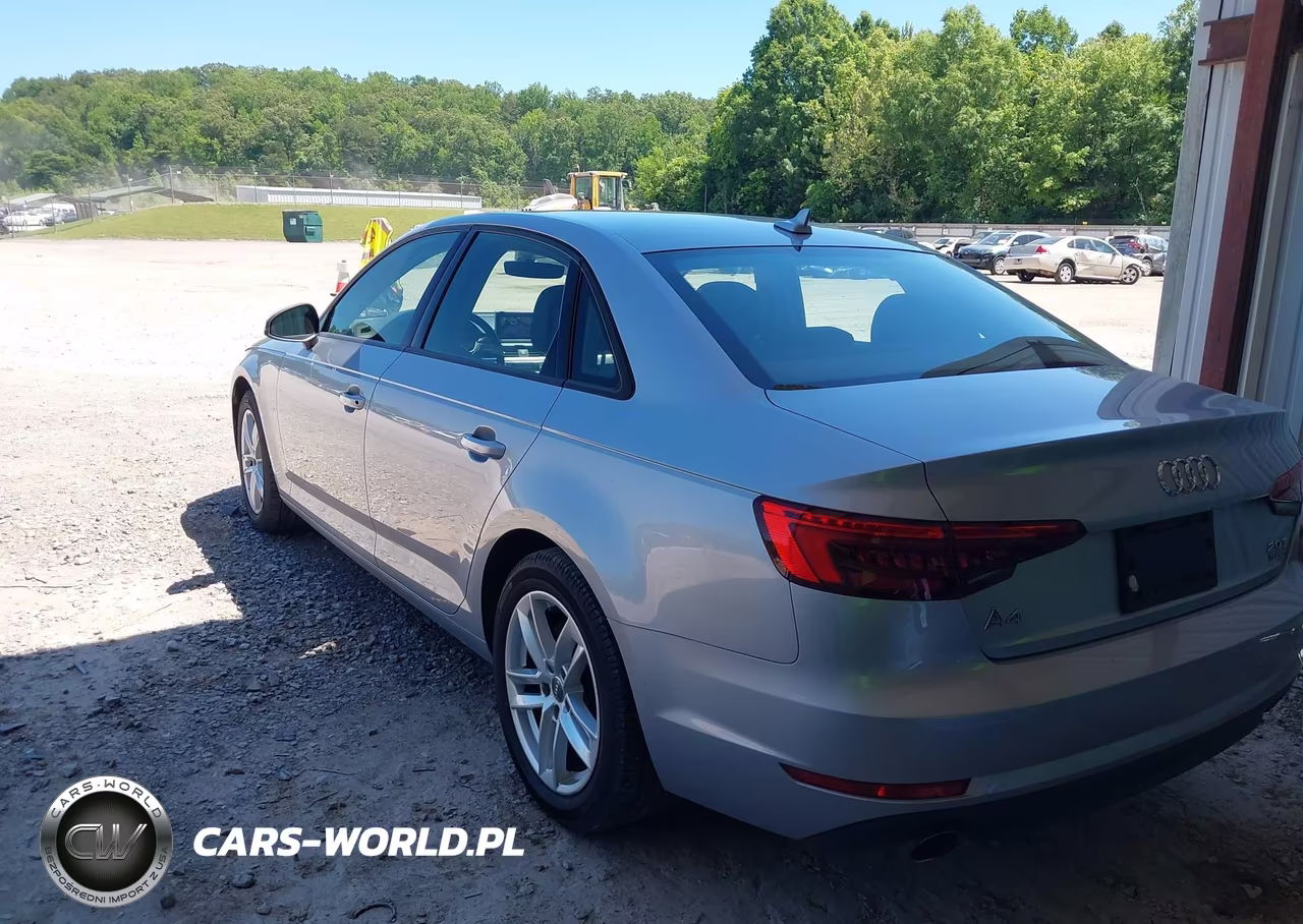 2017 Audi A4 2.0T Premium VIN:WAUANAF42HN032420 - 3