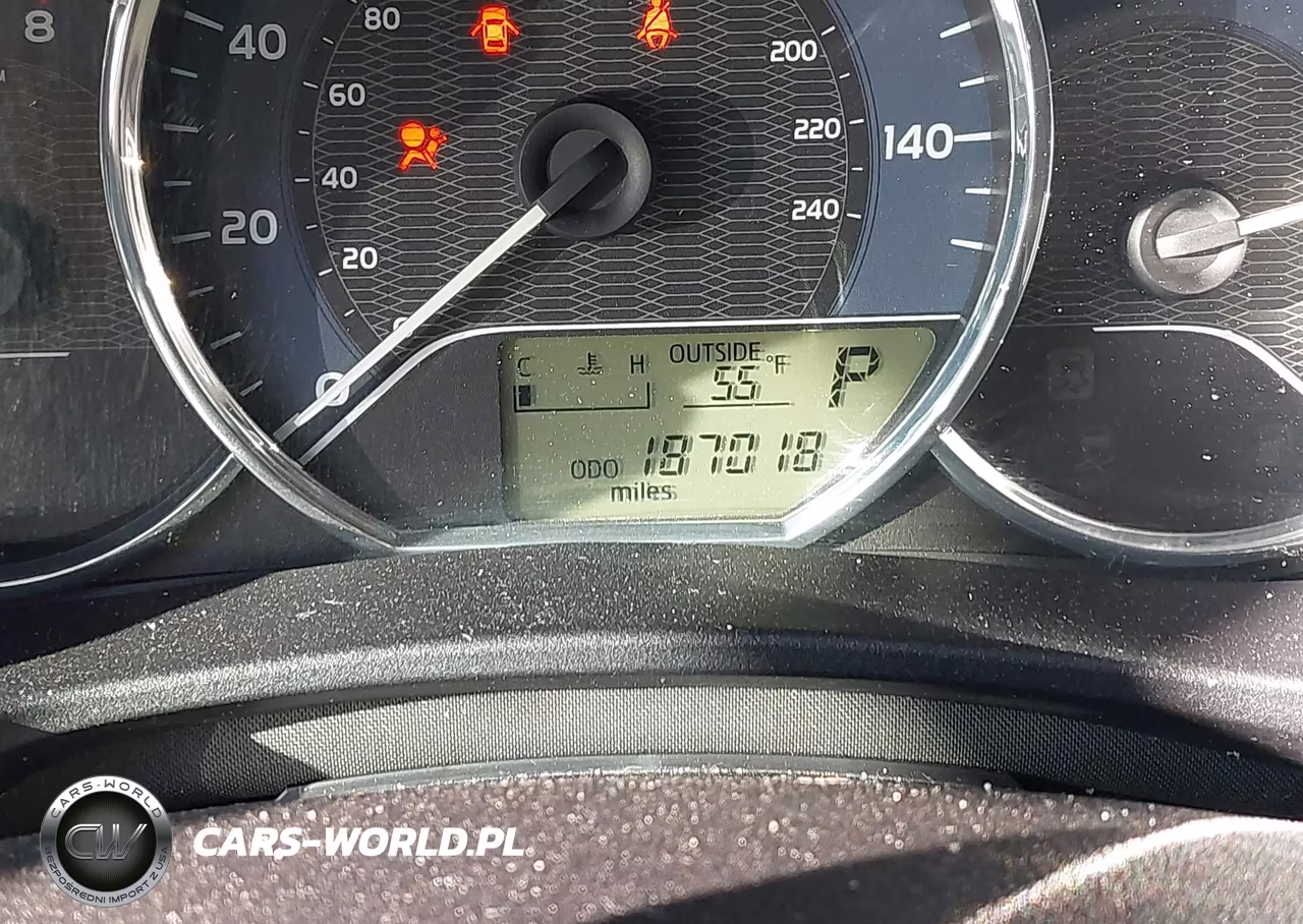 2015 Toyota Corolla Le VIN:5YFBURHE4FP318154 - 15