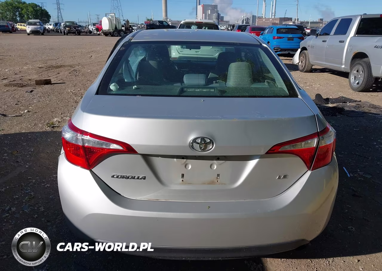 2015 Toyota Corolla Le VIN:5YFBURHE4FP318154 - 16