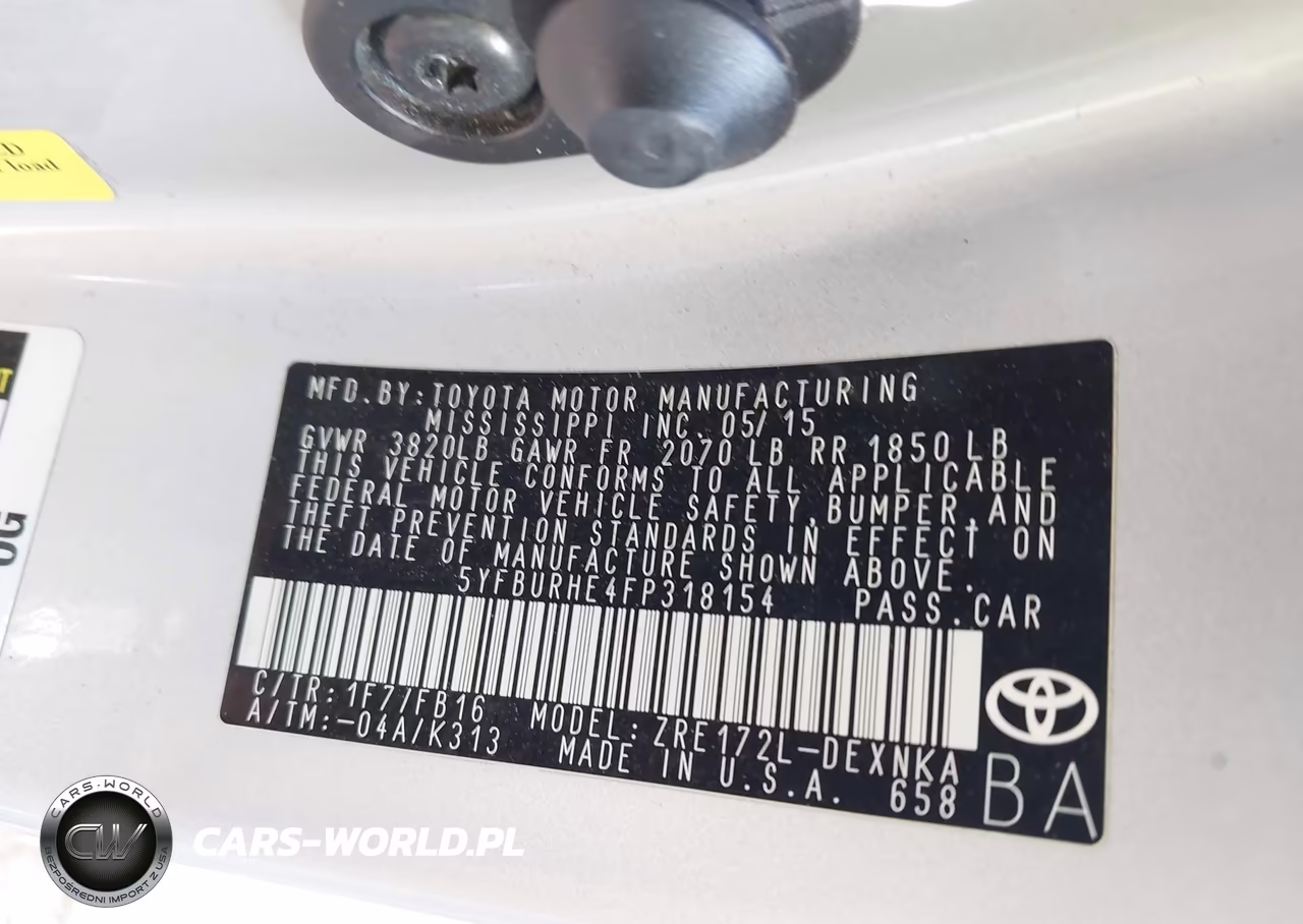 2015 Toyota Corolla Le VIN:5YFBURHE4FP318154 - 9