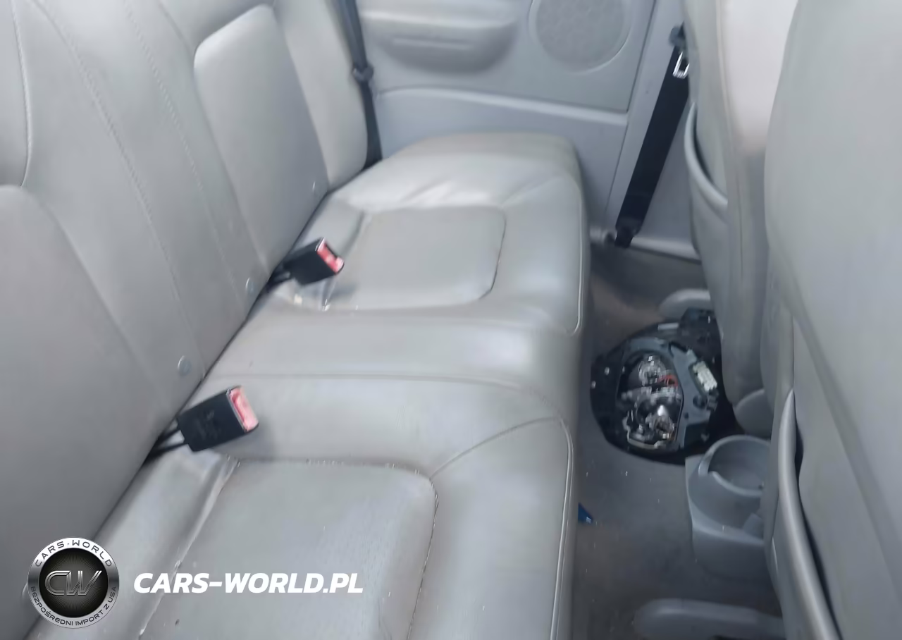 2008 Volkswagen New Beetle S-Se VIN:3VWRW31C28M520027 - 8