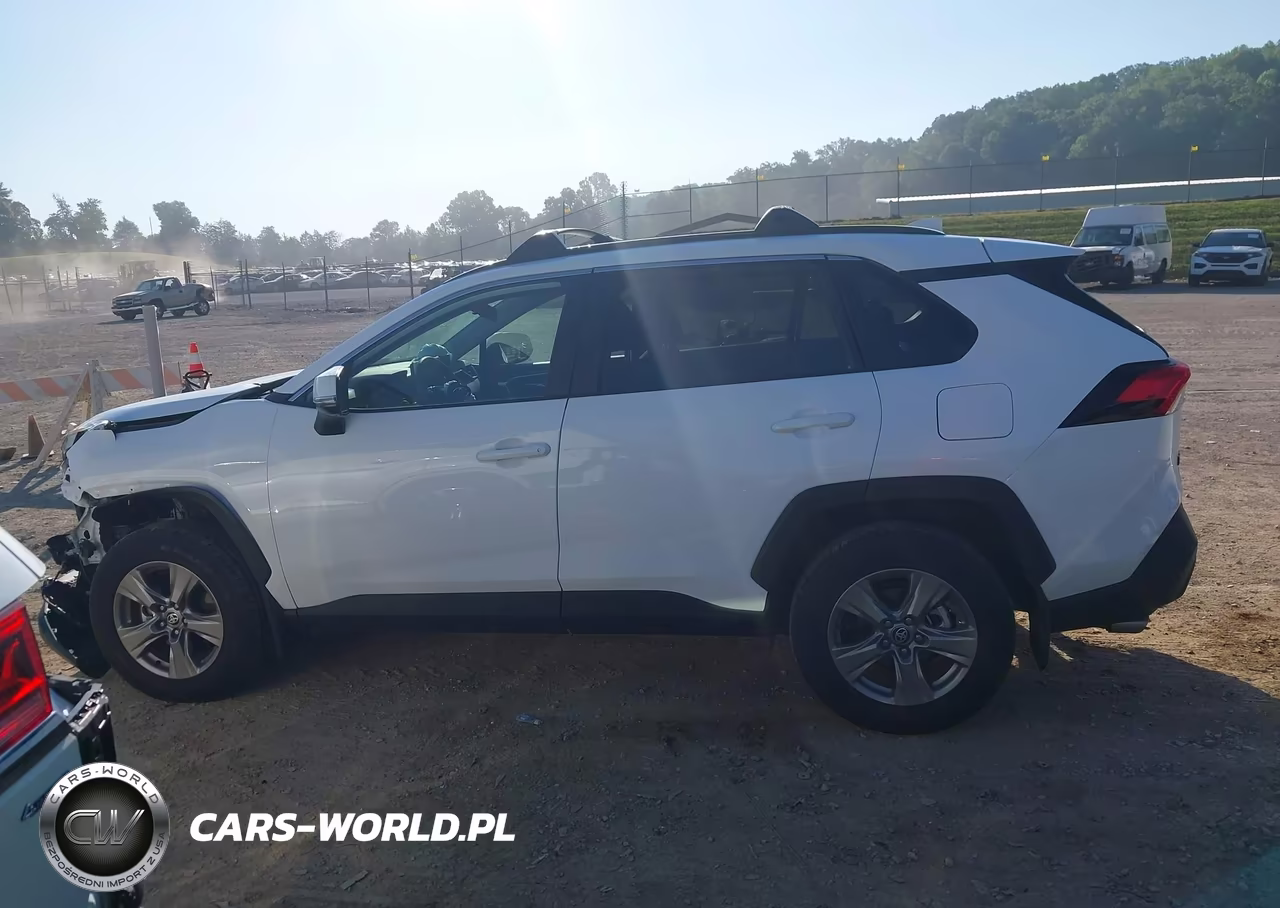 2025 Toyota Rav4 Xle VIN:2T3P1RFV0SC562032 - 15