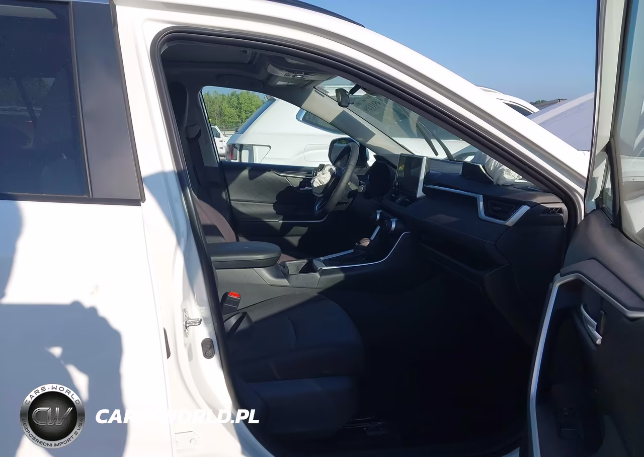 2025 Toyota Rav4 Xle VIN:2T3P1RFV0SC562032 - 5