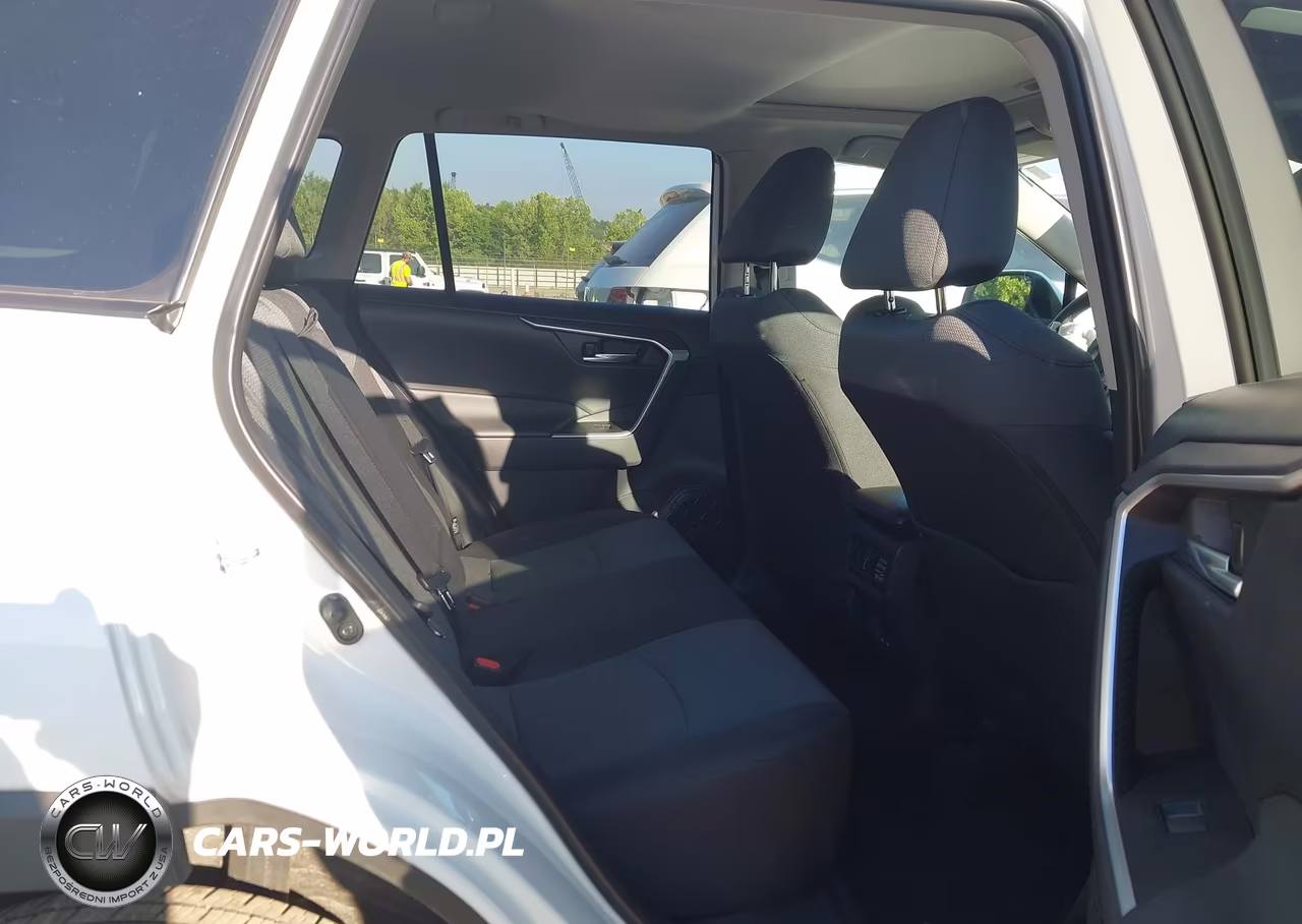 2025 Toyota Rav4 Xle VIN:2T3P1RFV0SC562032 - 8